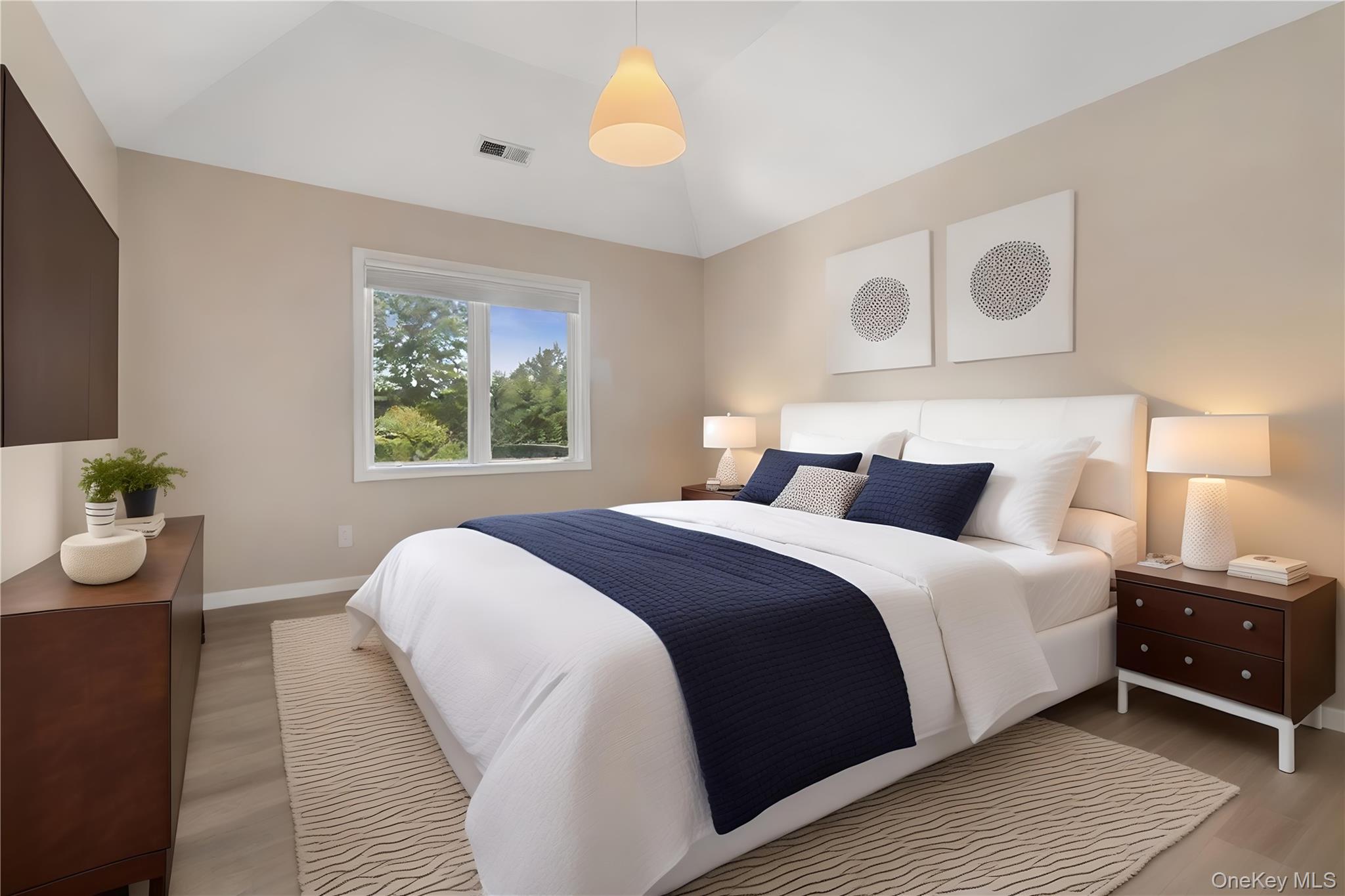 33 Hillandale Road, Rye Brook, NY 10573