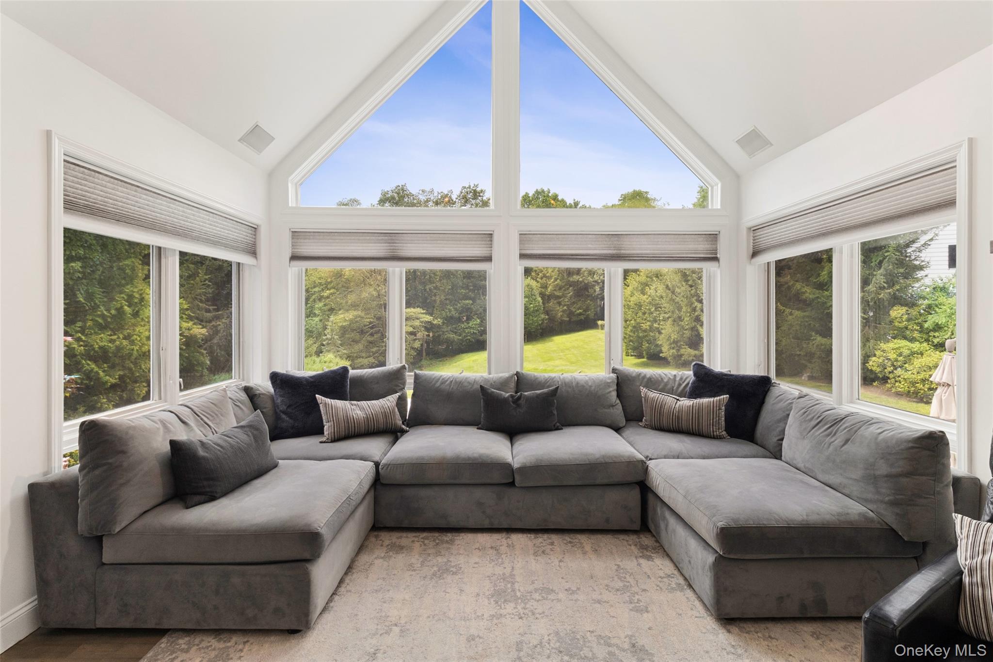 33 Hillandale Road, Rye Brook, NY 10573