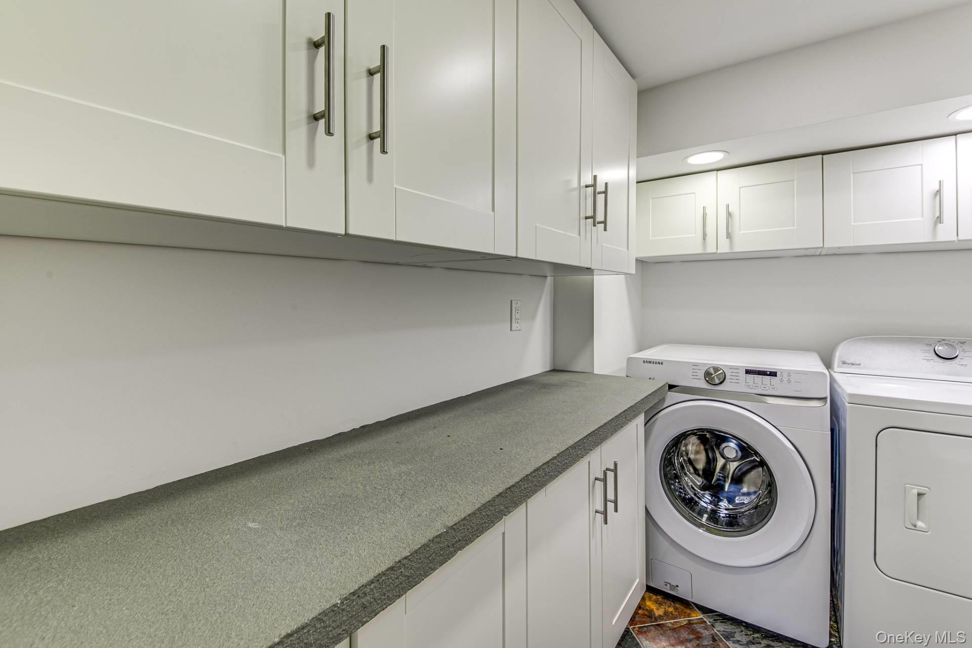 200 Woodbine Drive, Springs, NY 11937