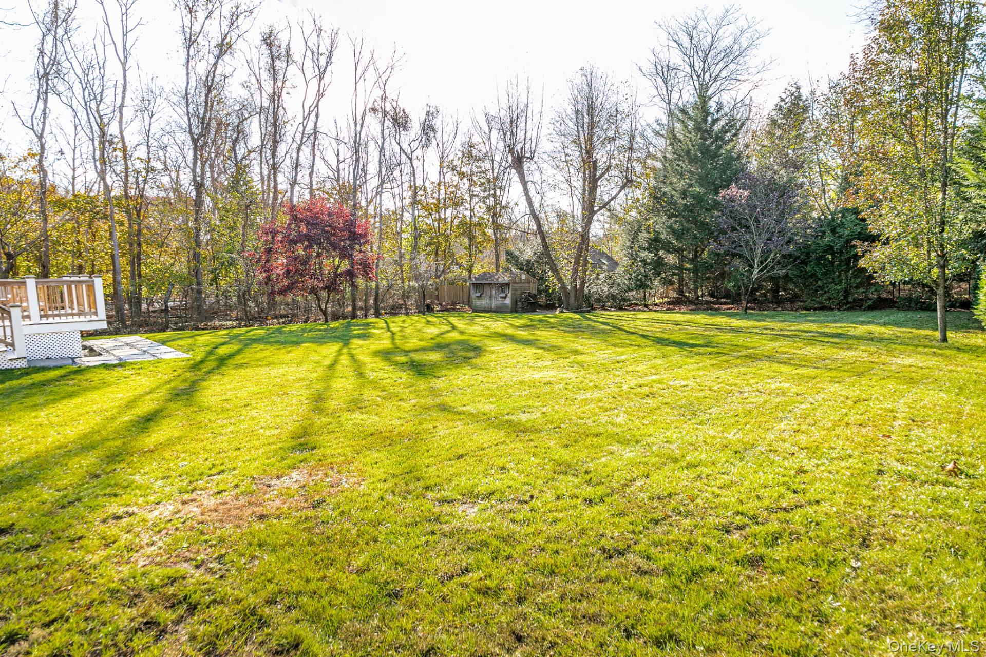 200 Woodbine Drive, Springs, NY 11937