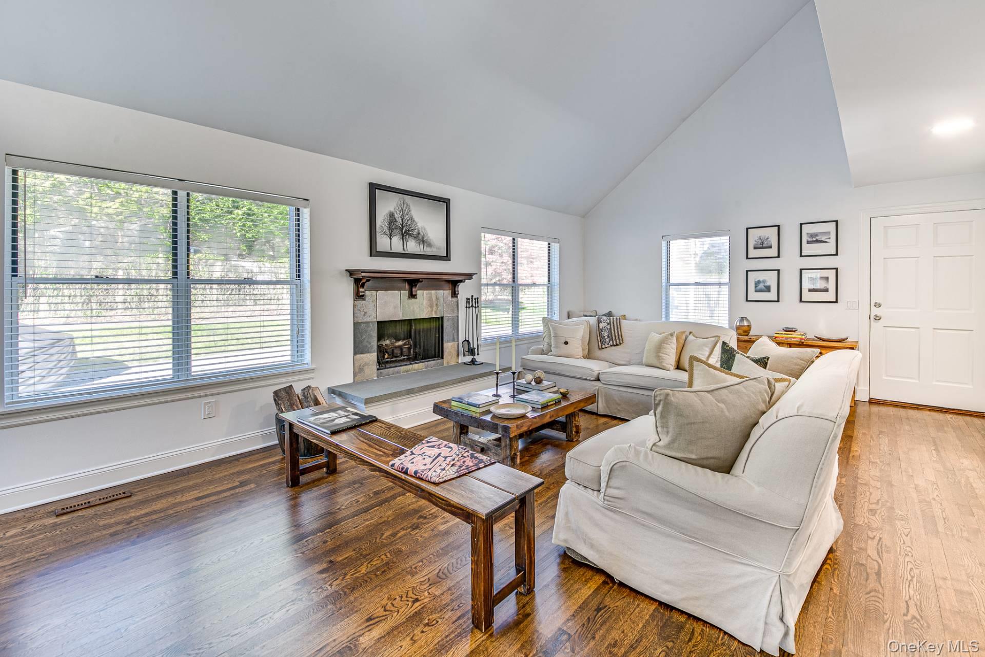 200 Woodbine Drive, Springs, NY 11937