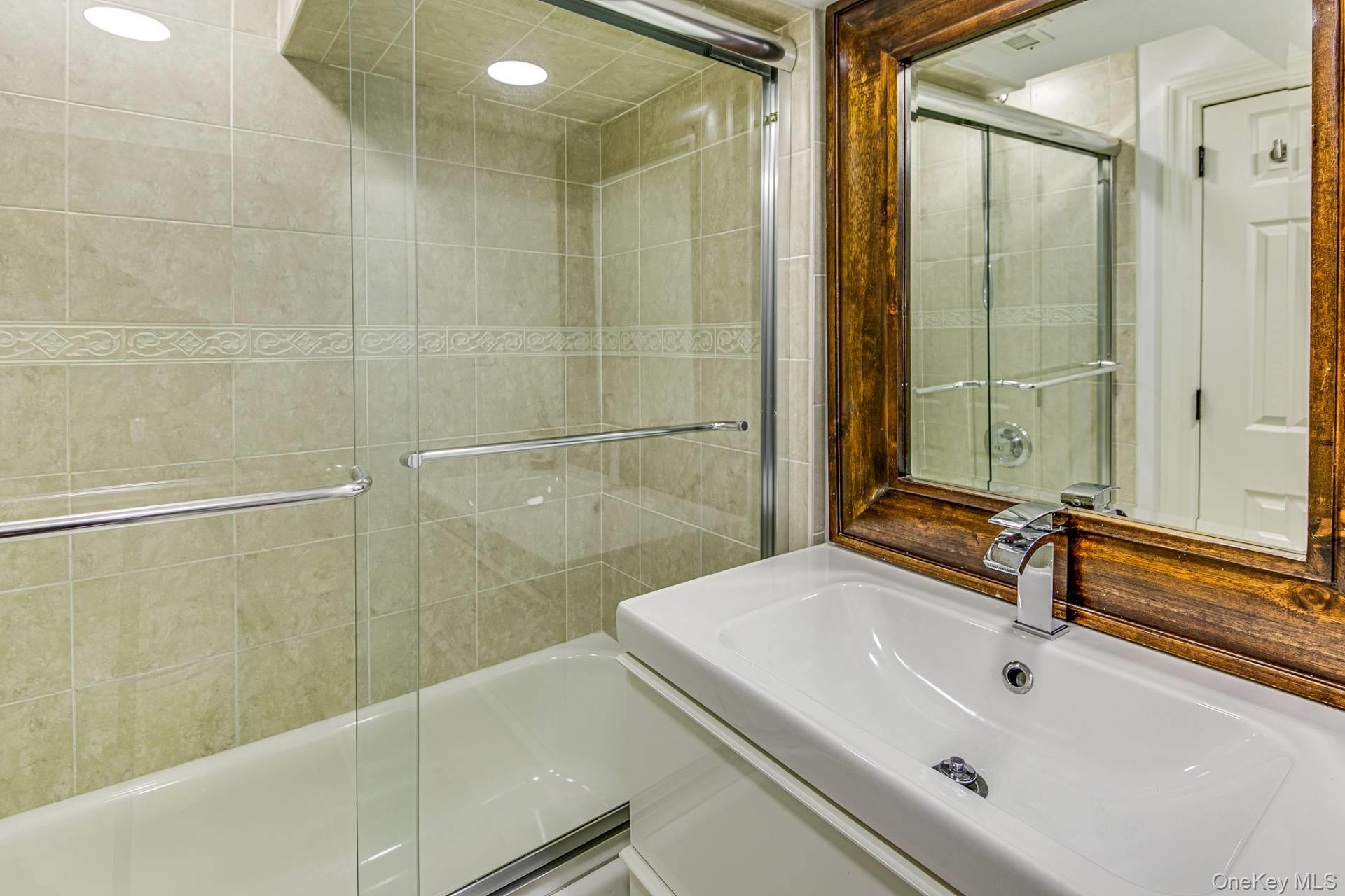 200 Woodbine Drive, Springs, NY 11937