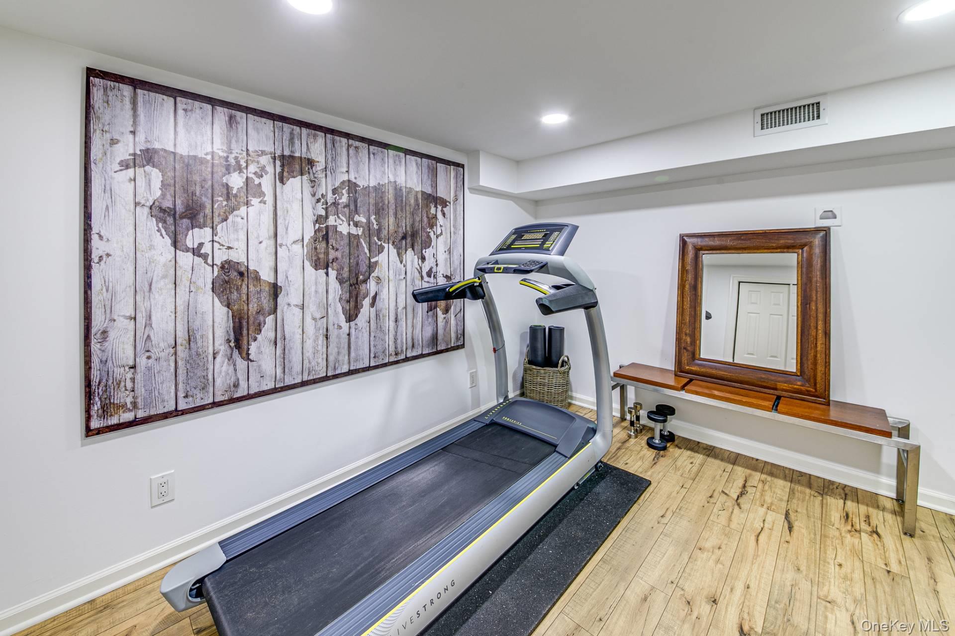 200 Woodbine Drive, Springs, NY 11937