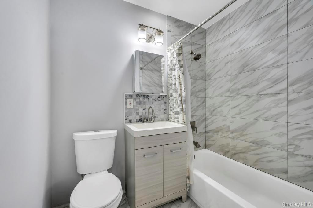 348 Artist Lake Drive, Middle Island, NY 11953