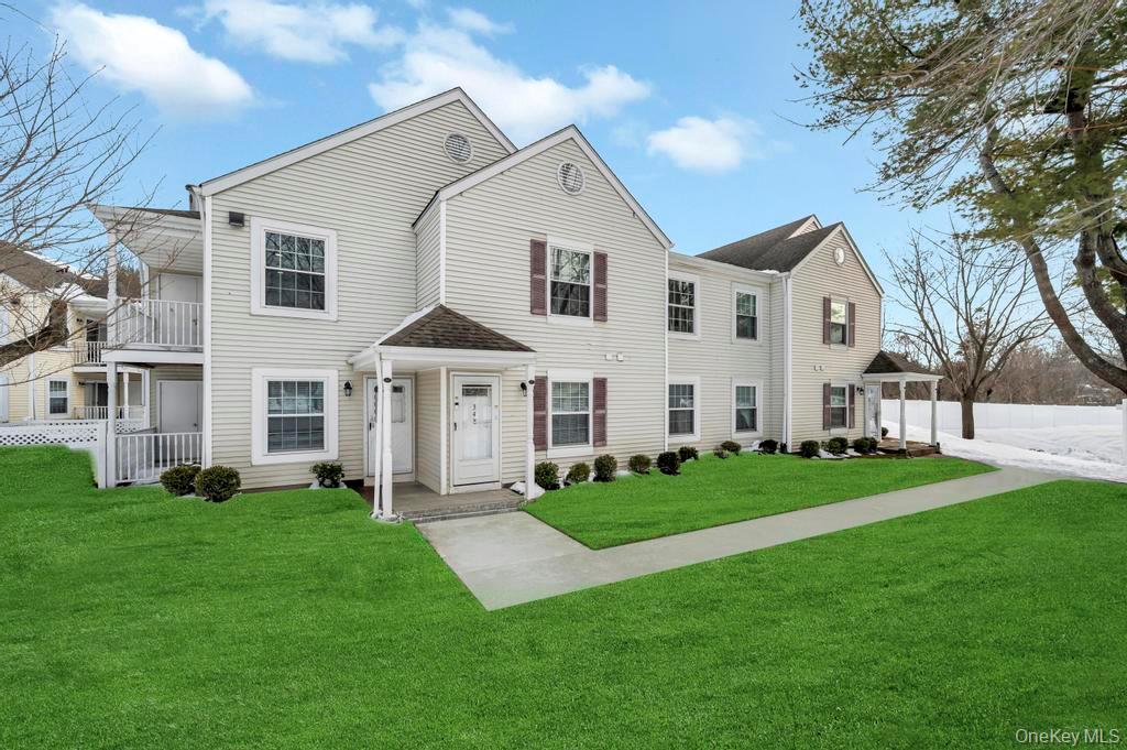 348 Artist Lake Drive, Middle Island, NY 11953