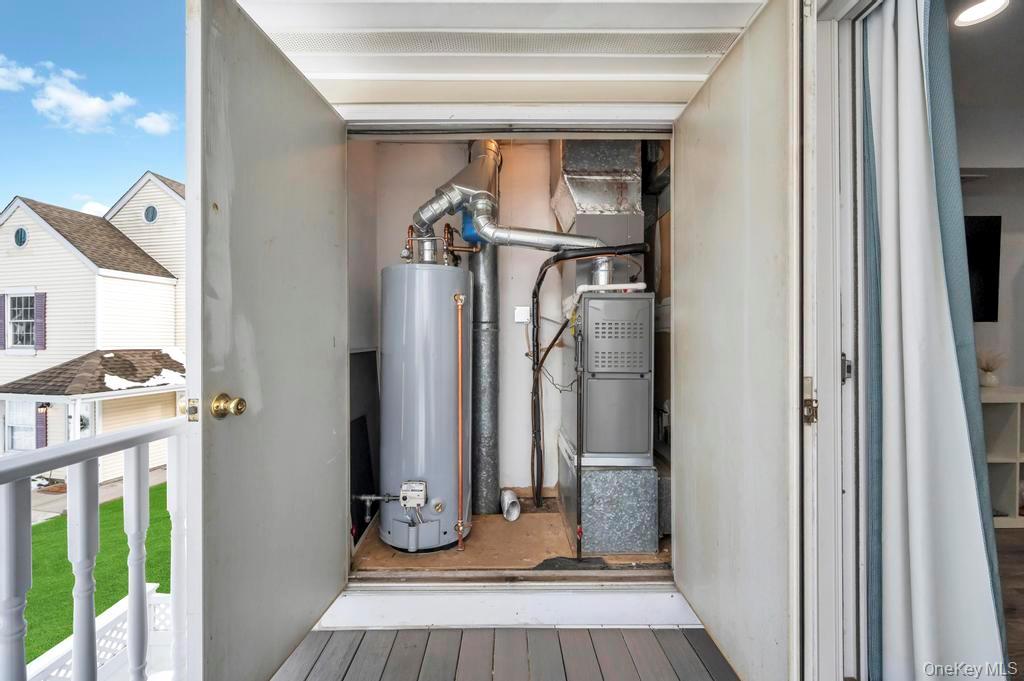 348 Artist Lake Drive, Middle Island, NY 11953