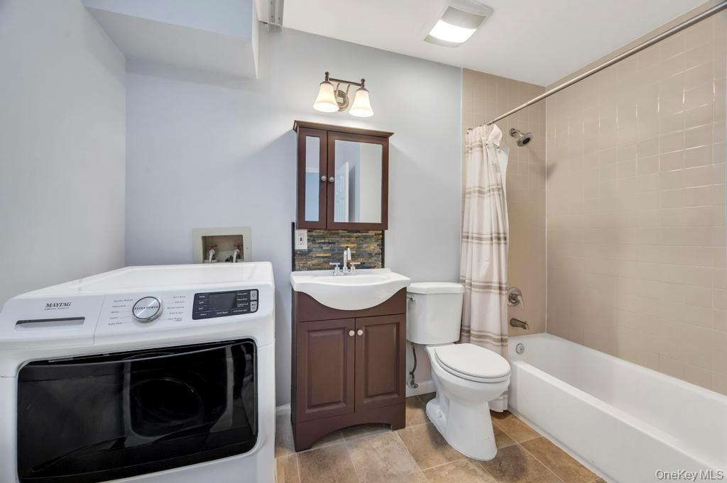 348 Artist Lake Drive, Middle Island, NY 11953