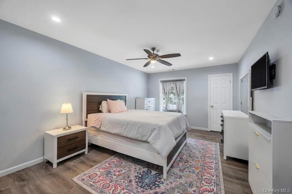 348 Artist Lake Drive, Middle Island, NY 11953