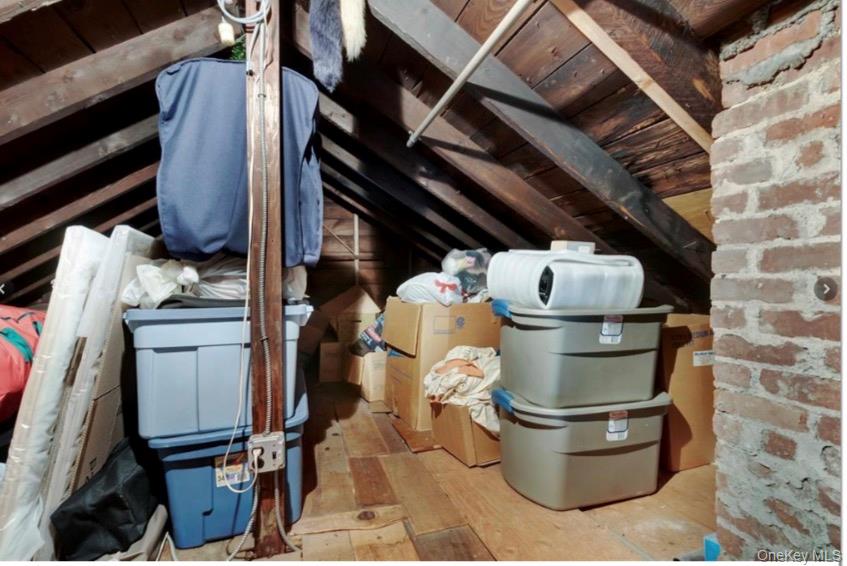 8946 215th Place, Queens Village, NY 11427