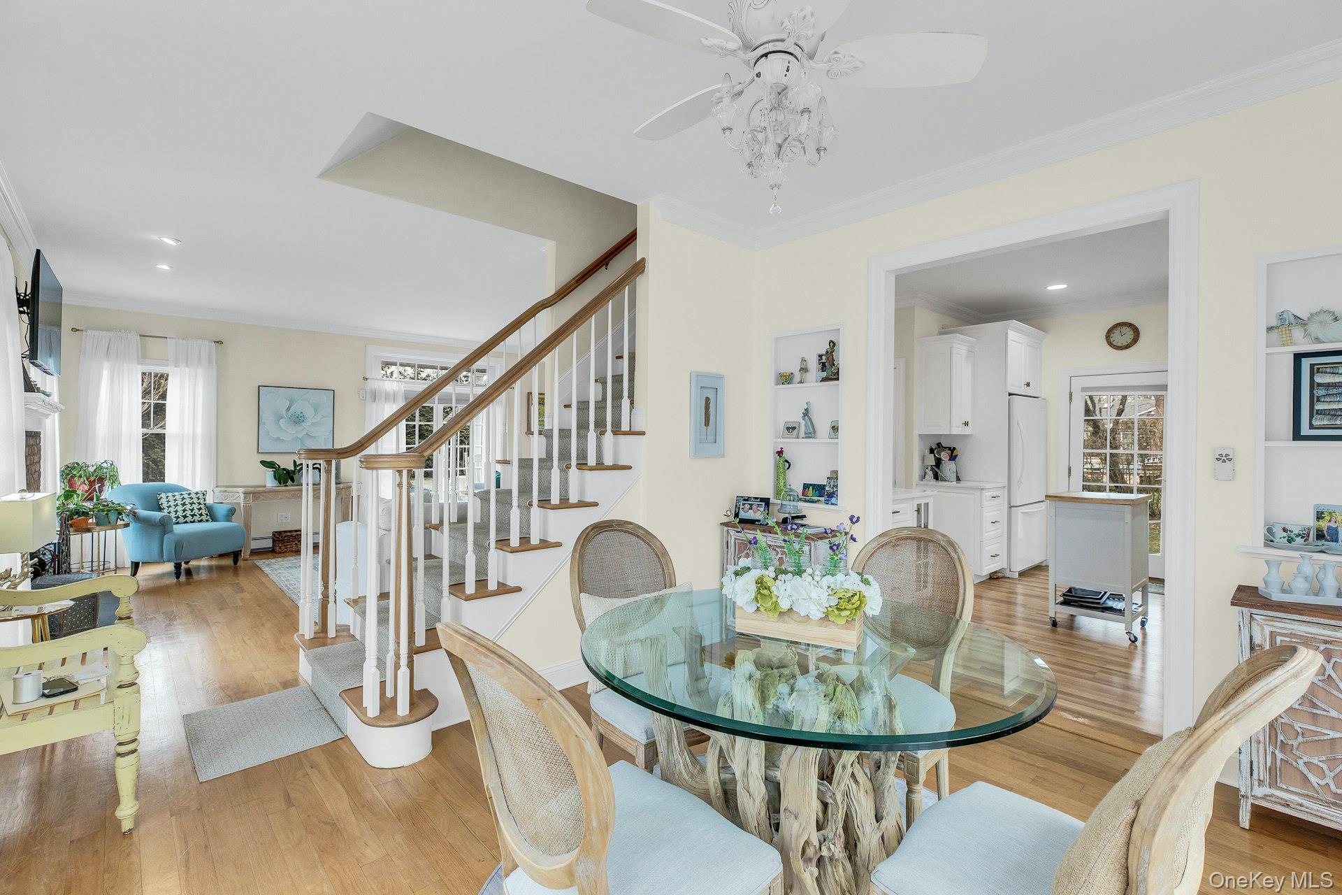 4 Wells Lane, Hampton Bays, NY 11946