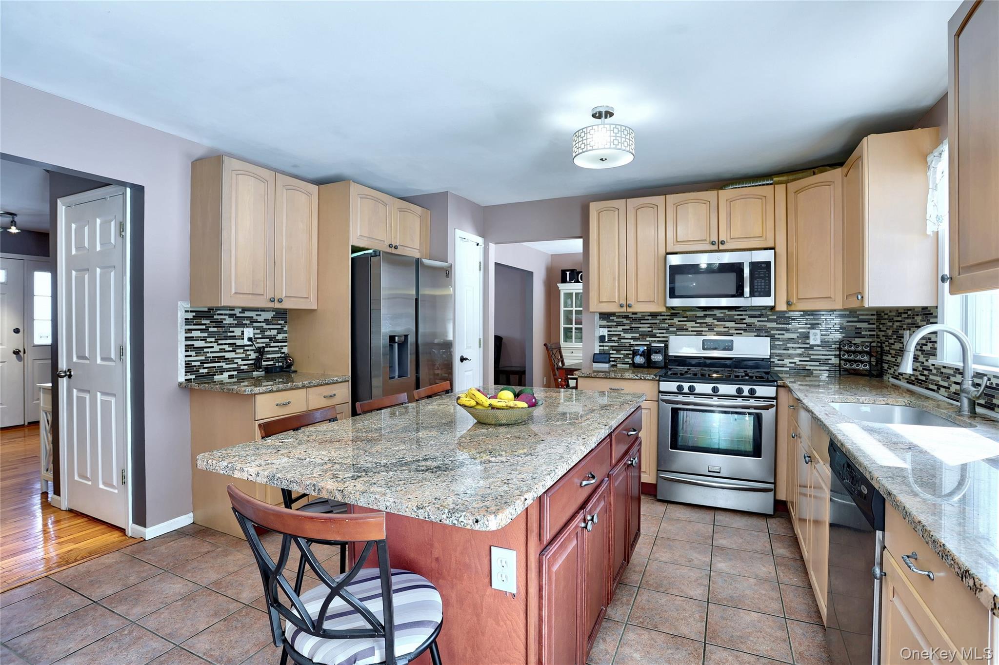 27 Red Schoolhouse Road, Spring Valley, NY 10977