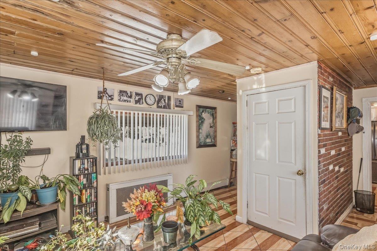 12 Stone Boulevard, Massapequa, NY 11758