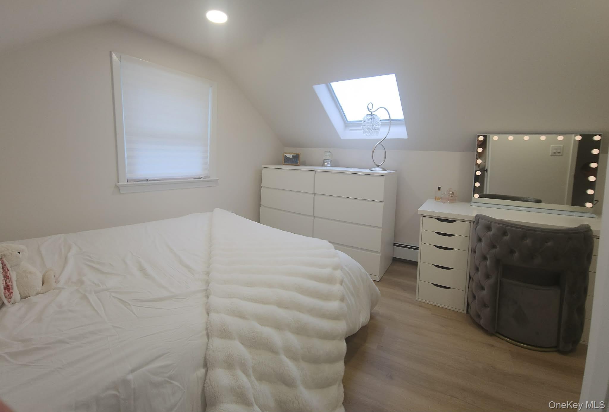 46 W Clearwater Road, Lindenhurst, NY 11757