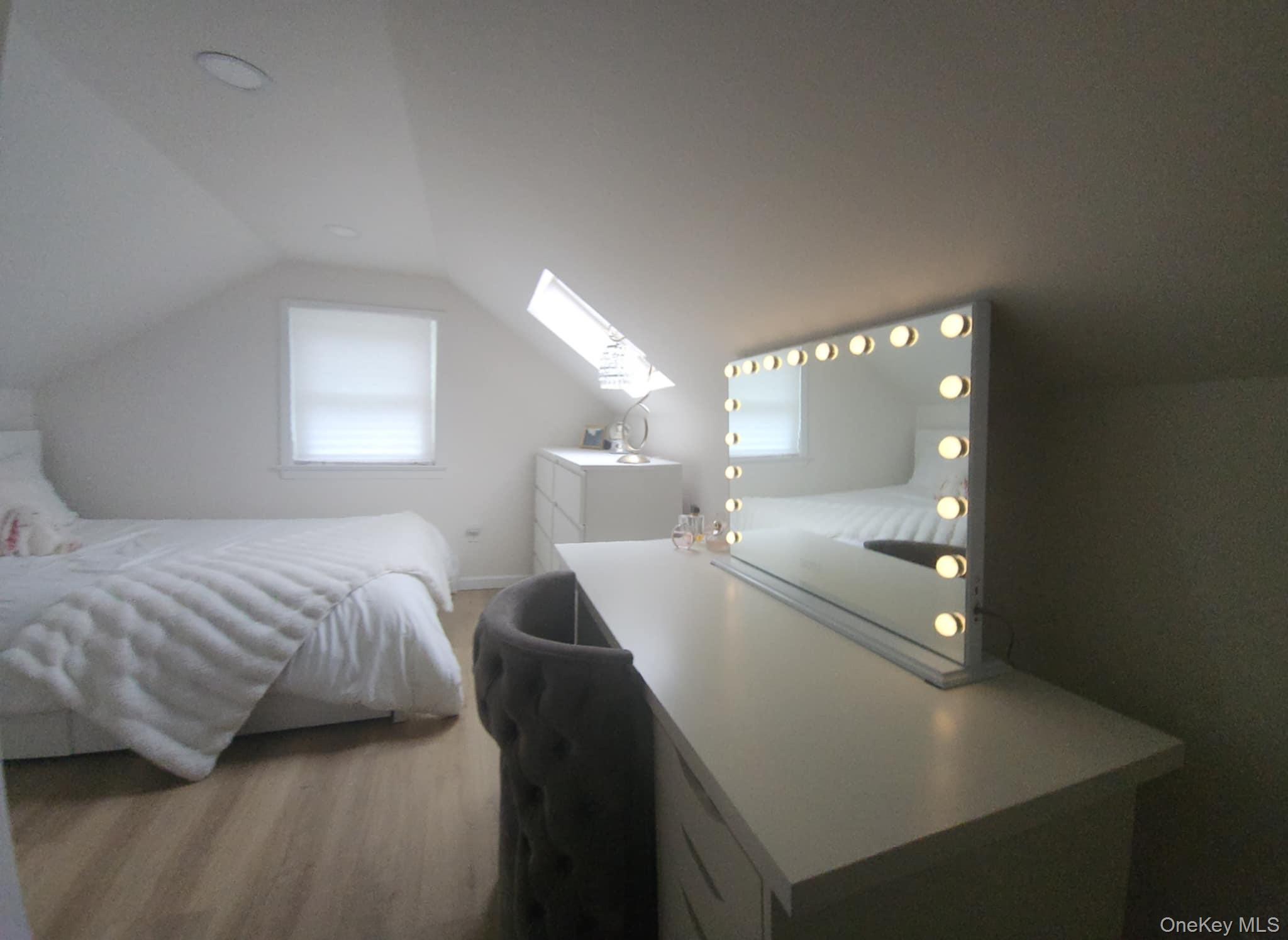 46 W Clearwater Road, Lindenhurst, NY 11757