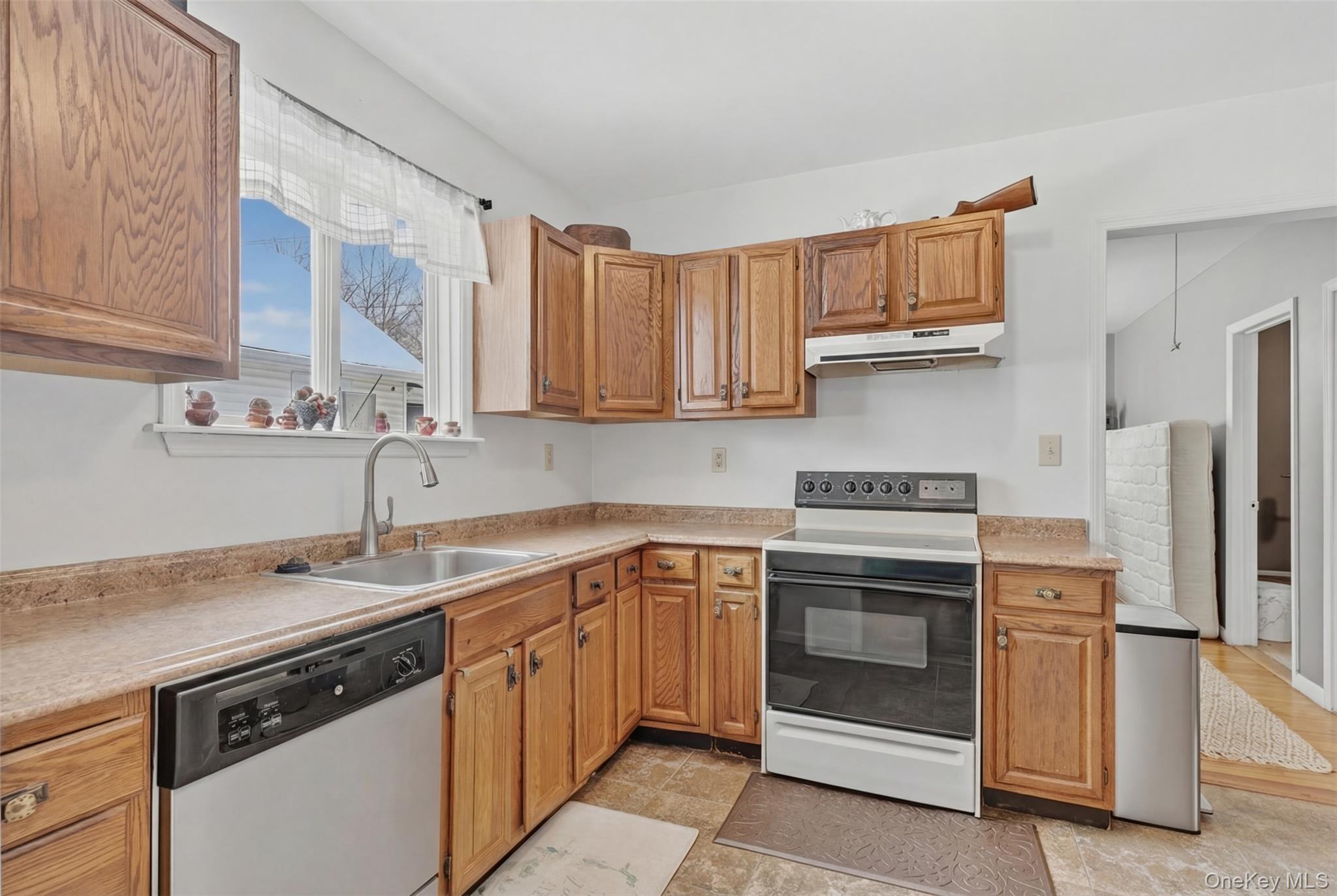 10 N Maple Street, Fallsburg, NY 12779