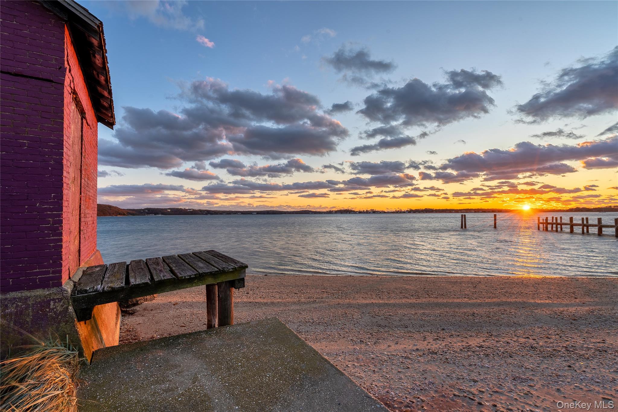 210 5th Street, Greenport, NY 11944