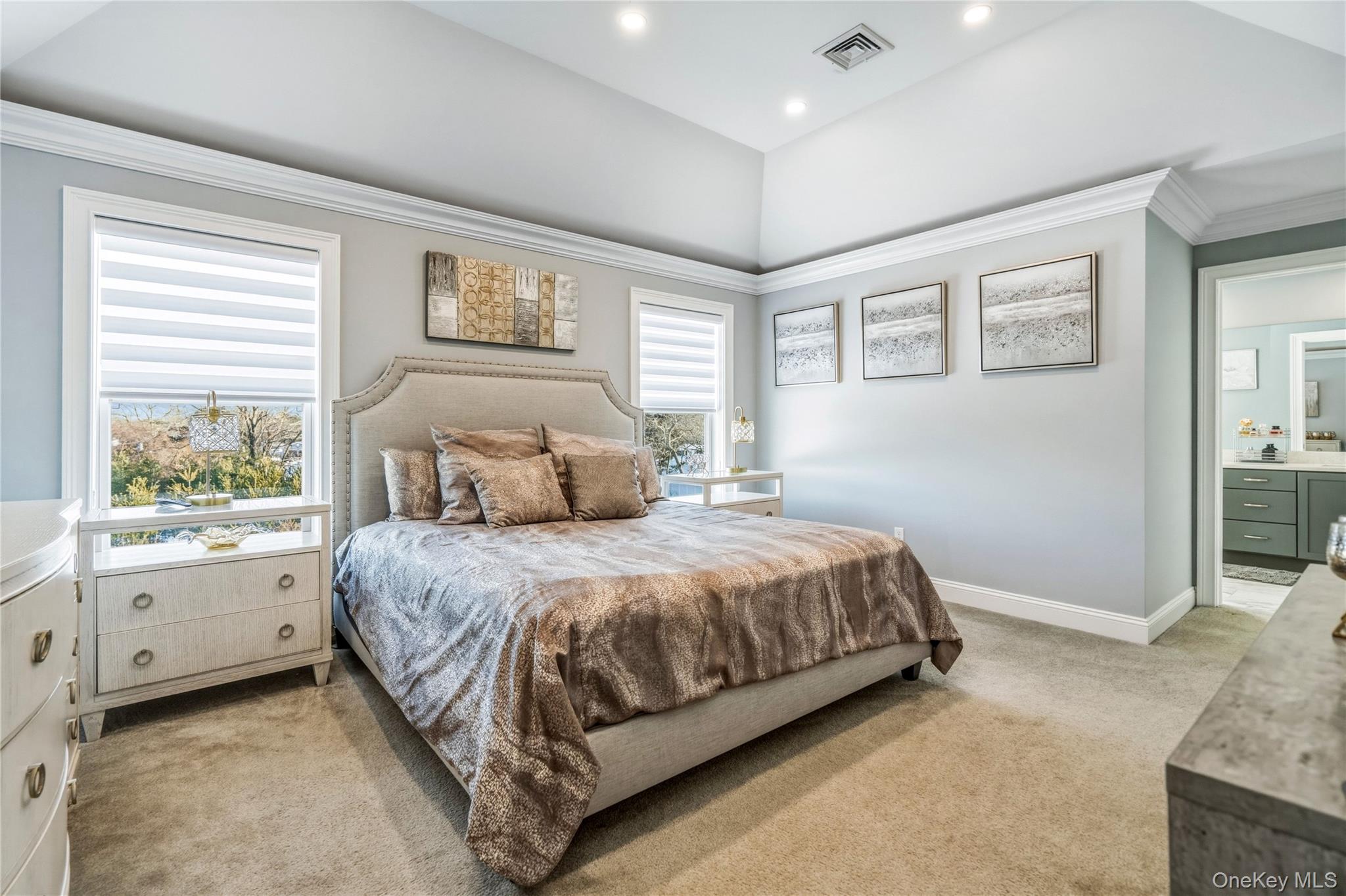 3 Manor Court, Mount Sinai, NY 11766