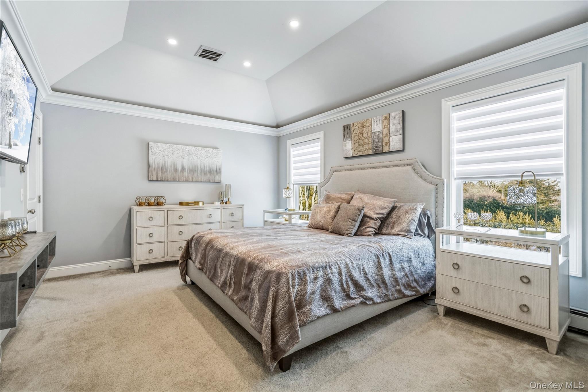 3 Manor Court, Mount Sinai, NY 11766