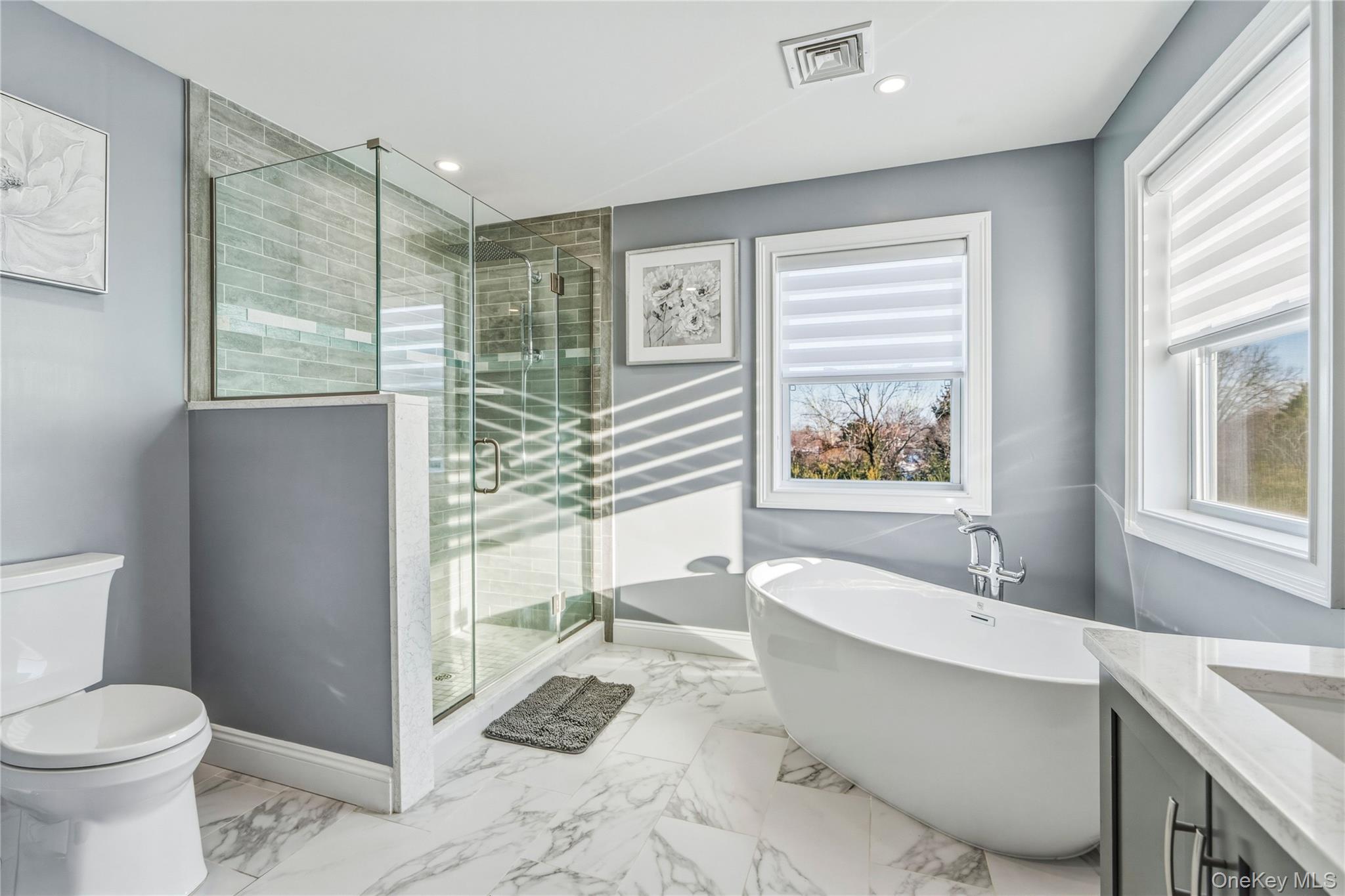 3 Manor Court, Mount Sinai, NY 11766