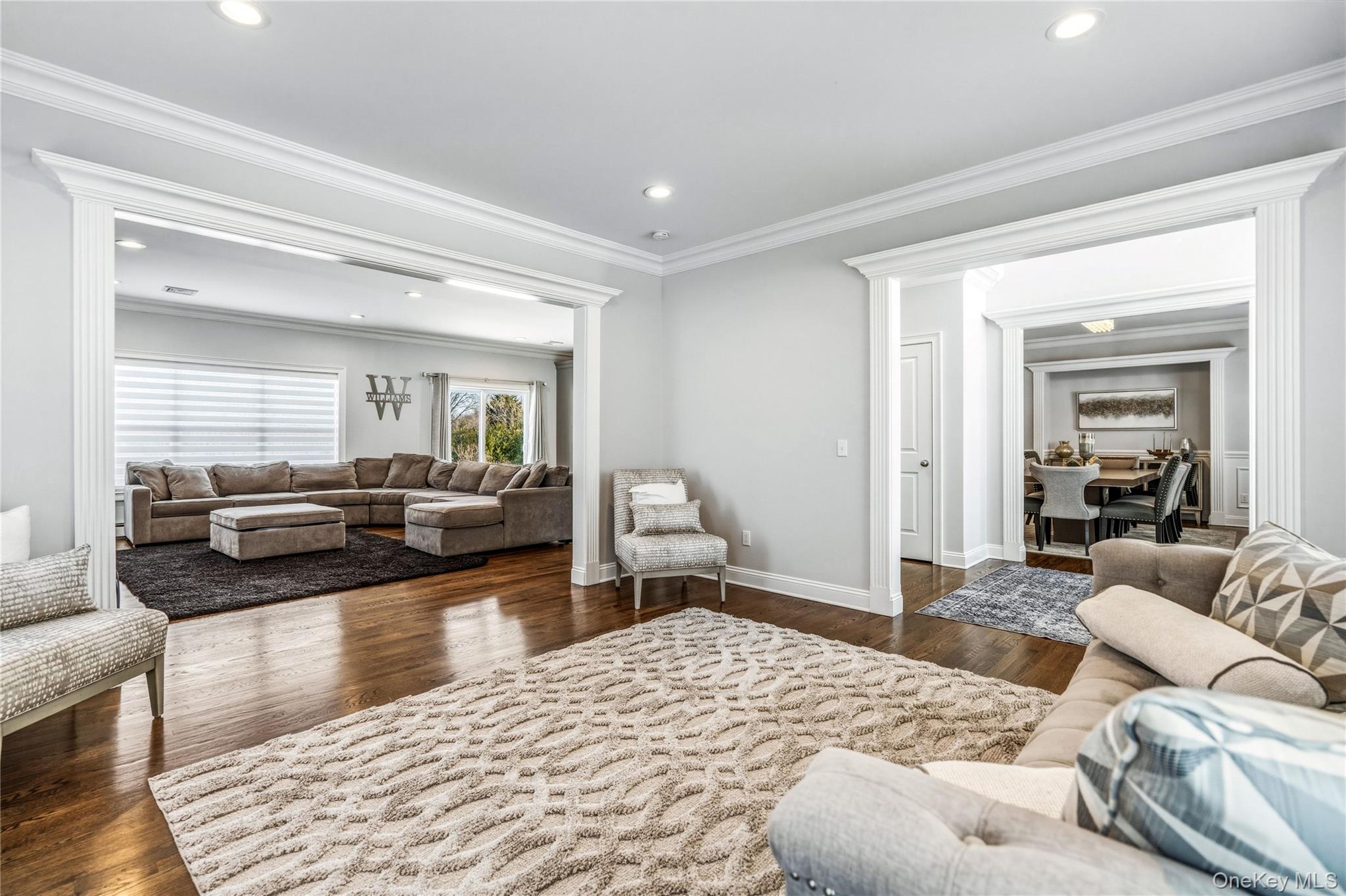 3 Manor Court, Mount Sinai, NY 11766