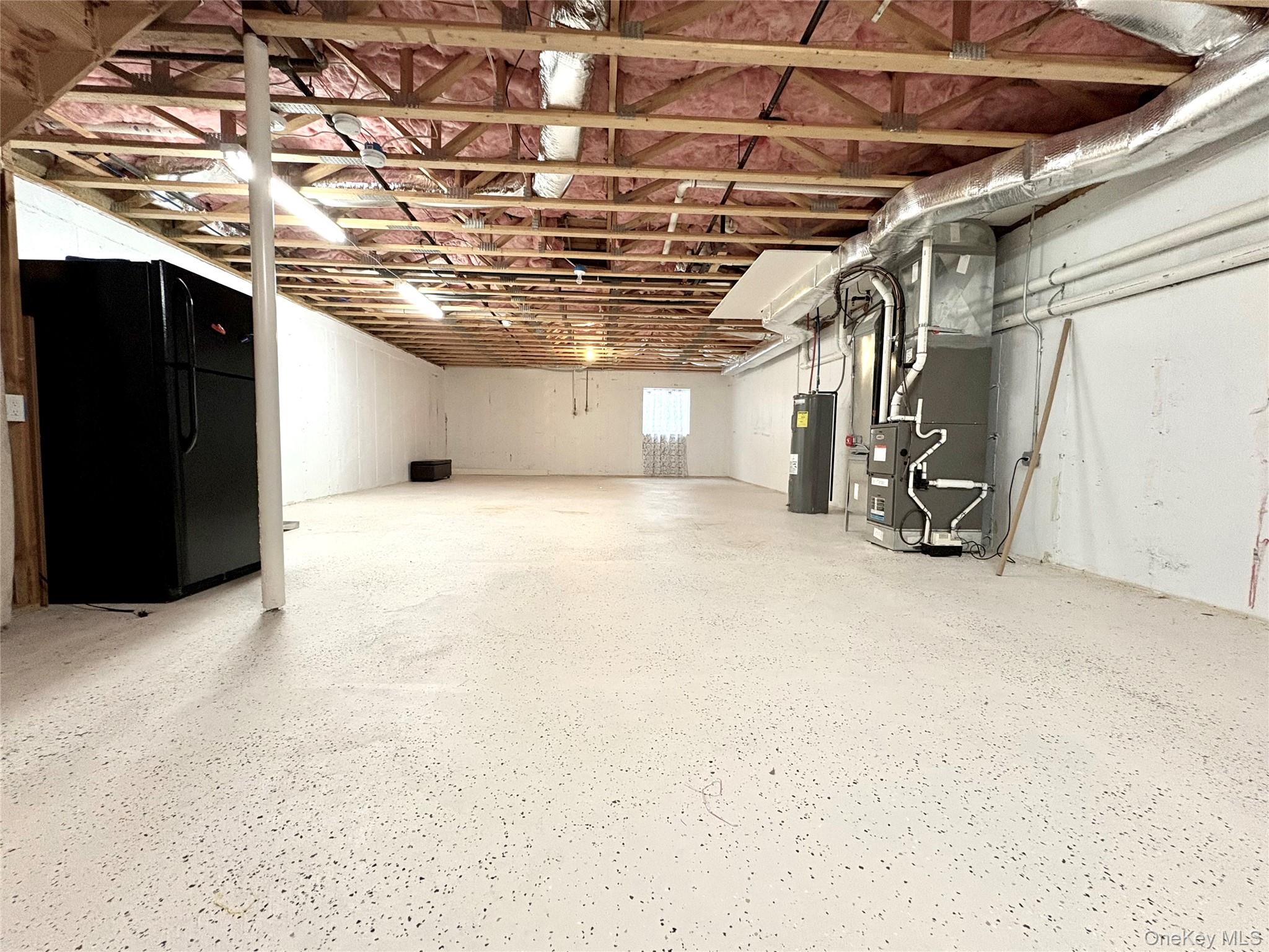 11 Hunter Drive, Central Islip, NY 11722