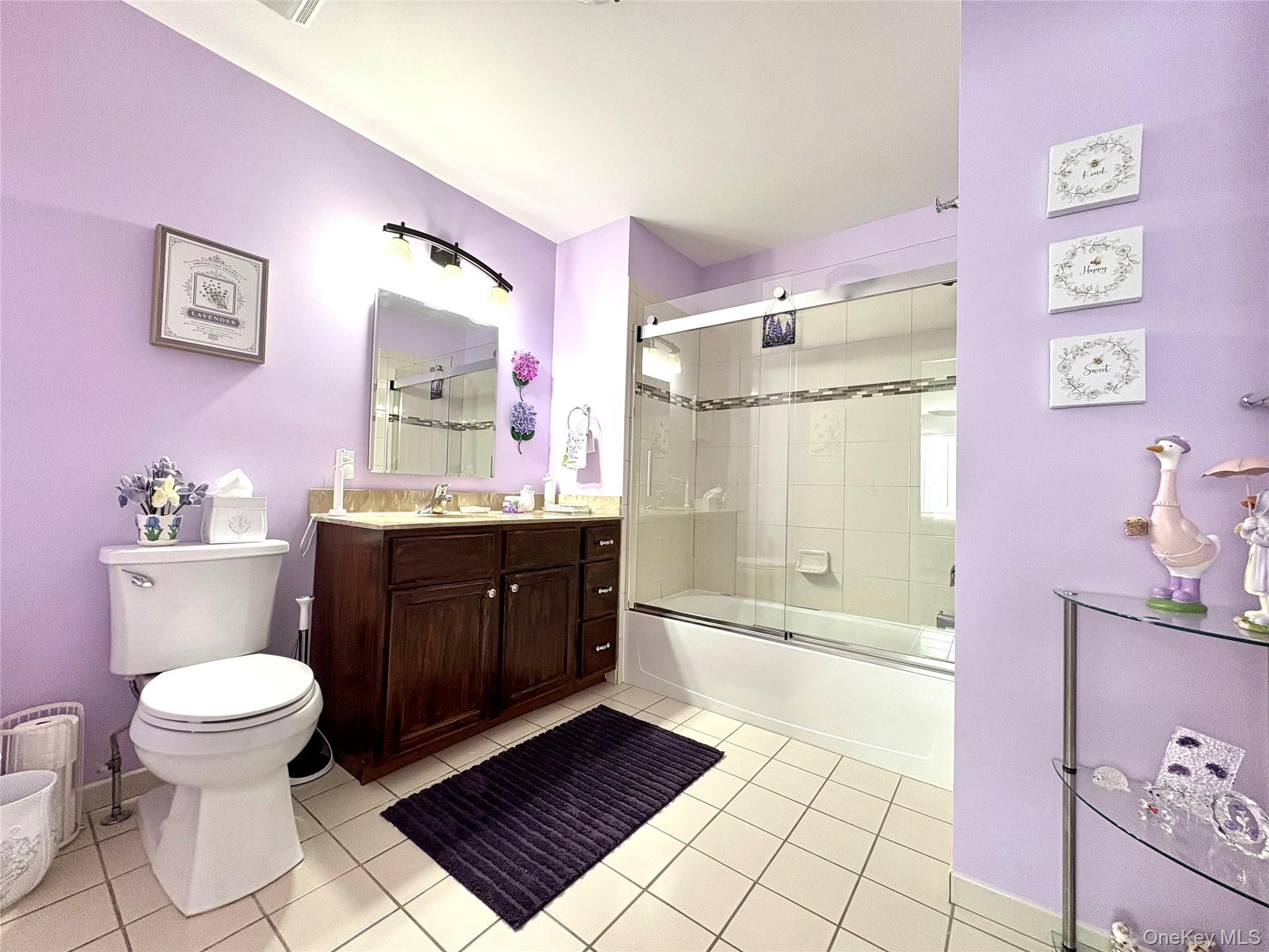 11 Hunter Drive, Central Islip, NY 11722