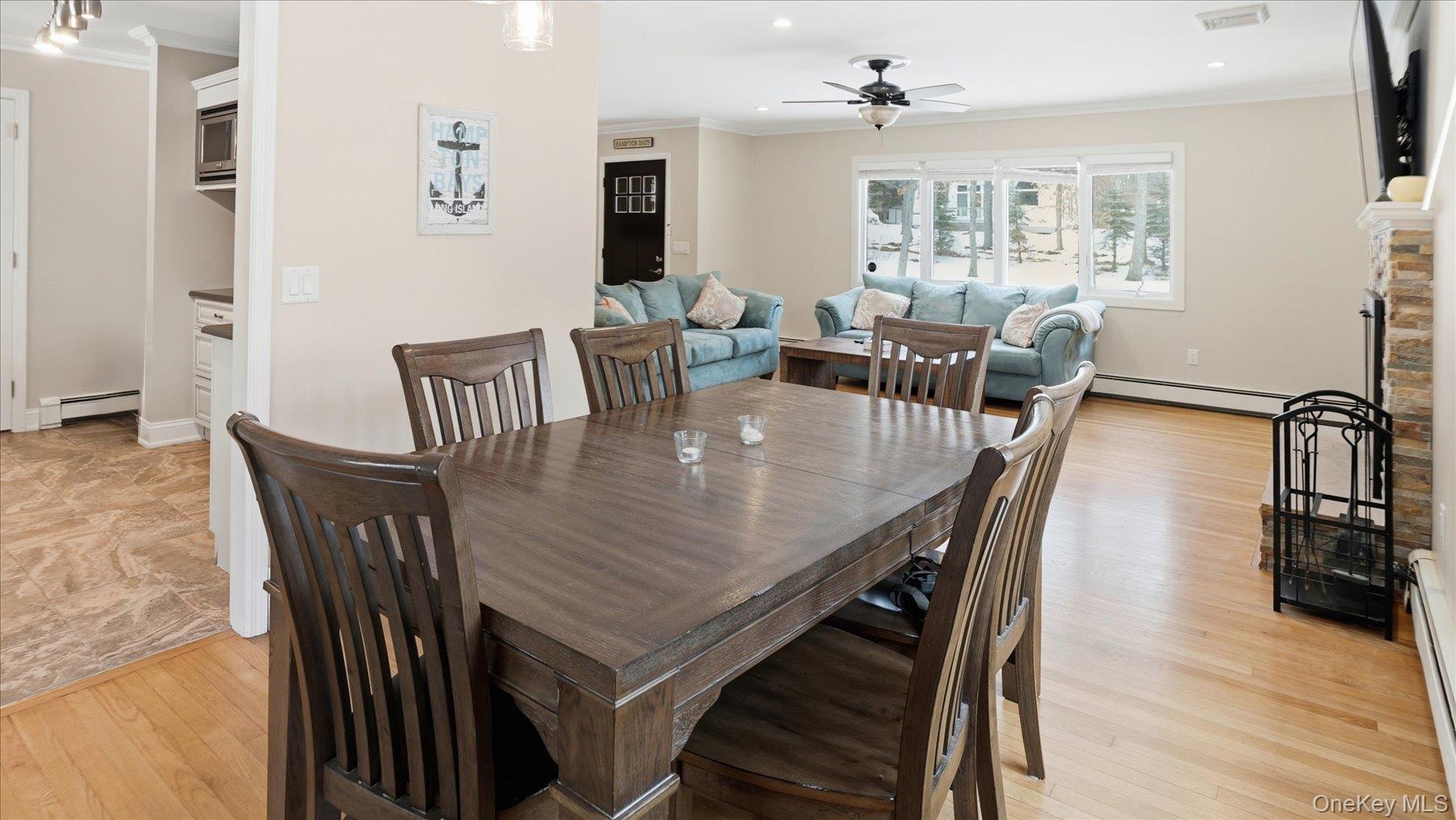 3 Robins Nest Lane, Hampton Bays, NY 11946