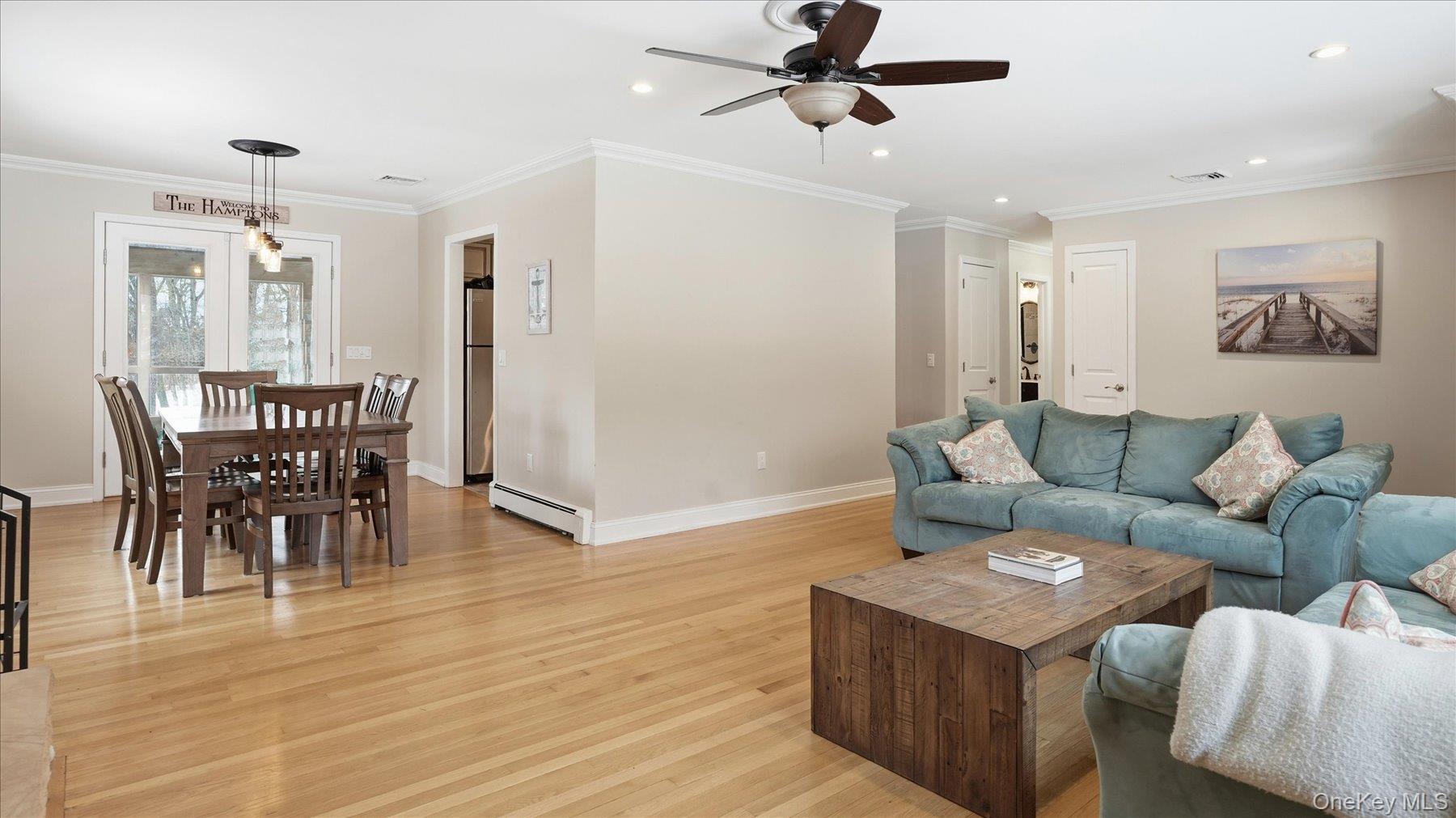 3 Robins Nest Lane, Hampton Bays, NY 11946