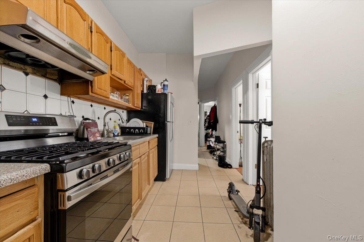 1727 Victor Street, Bronx, NY 10462