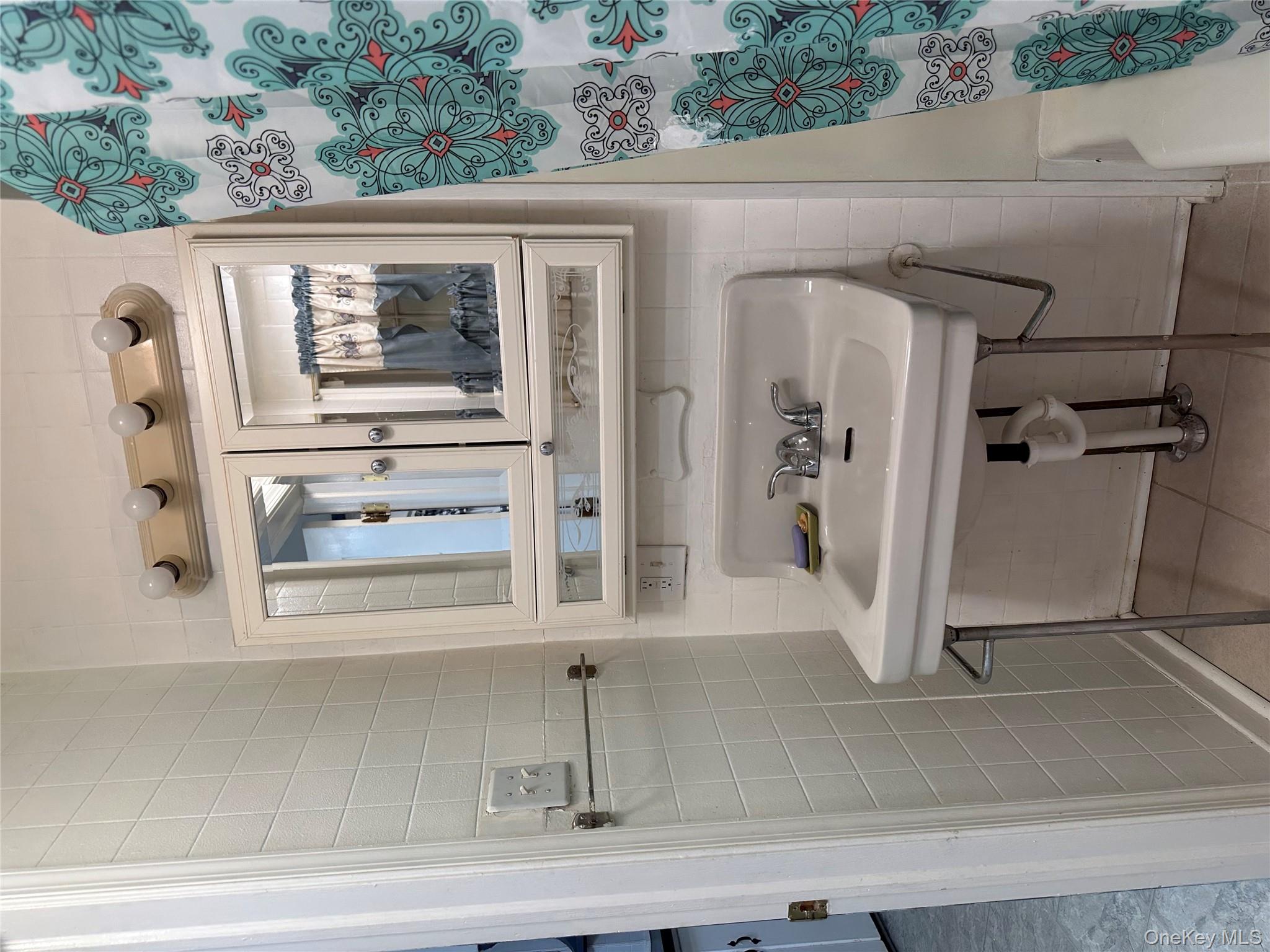 9 Elizabeth Street # 1, Port Jervis, NY 12771