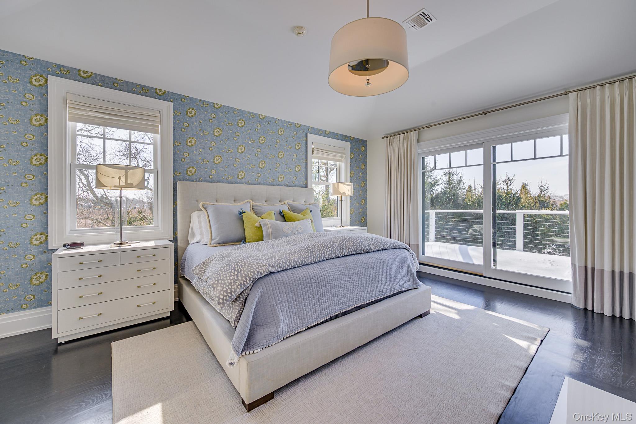 74 Rosko Lane, Southampton, NY 11968