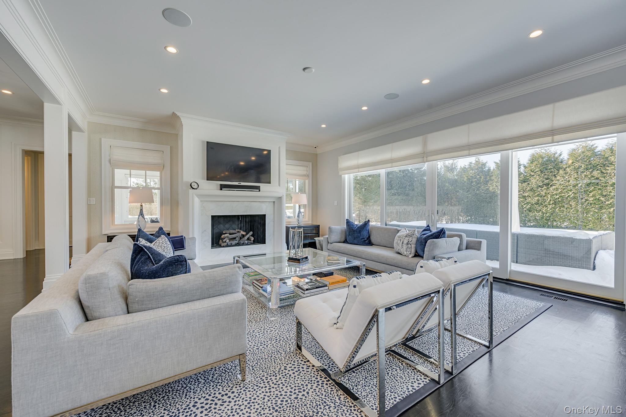 74 Rosko Lane, Southampton, NY 11968