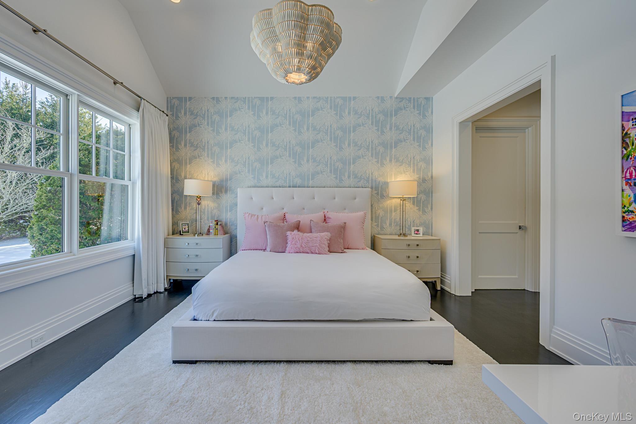 74 Rosko Lane, Southampton, NY 11968