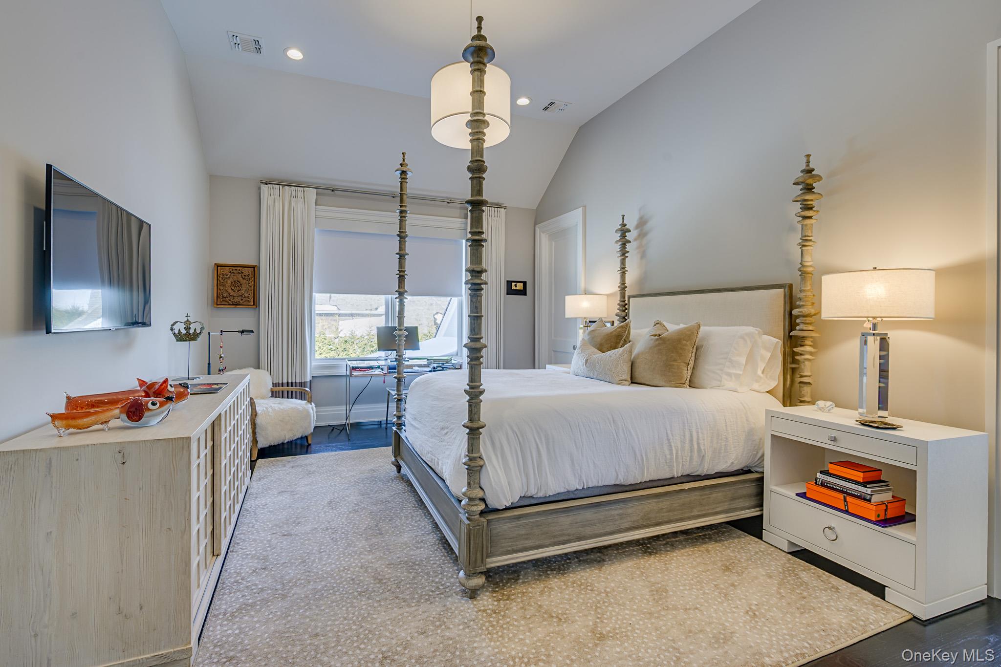 74 Rosko Lane, Southampton, NY 11968