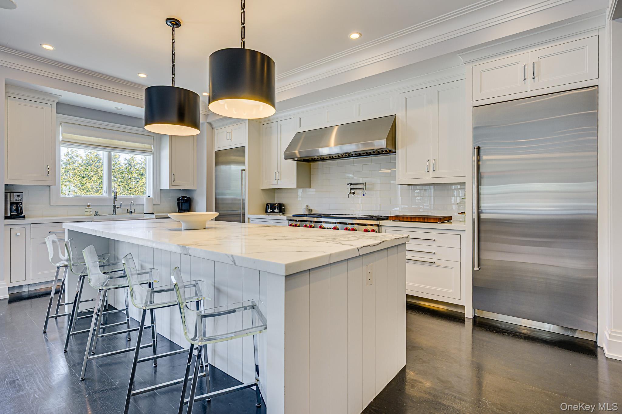 74 Rosko Lane, Southampton, NY 11968