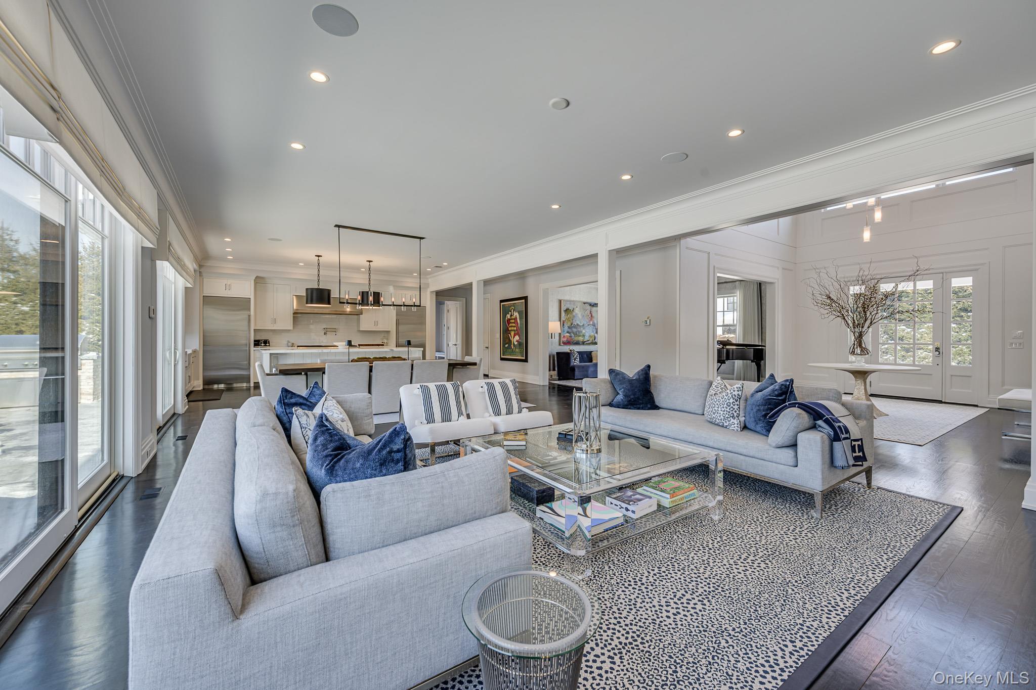 74 Rosko Lane, Southampton, NY 11968