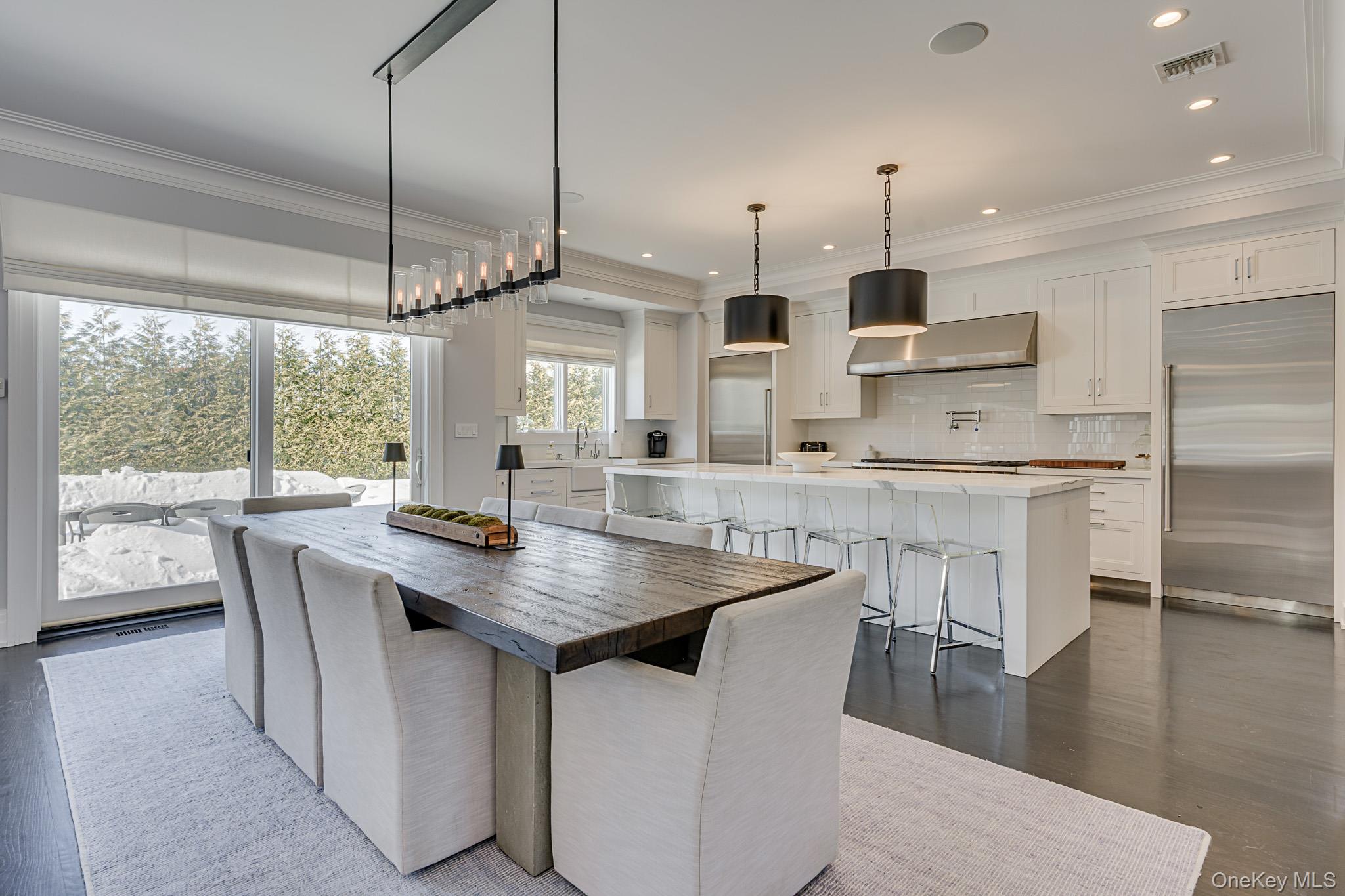 74 Rosko Lane, Southampton, NY 11968