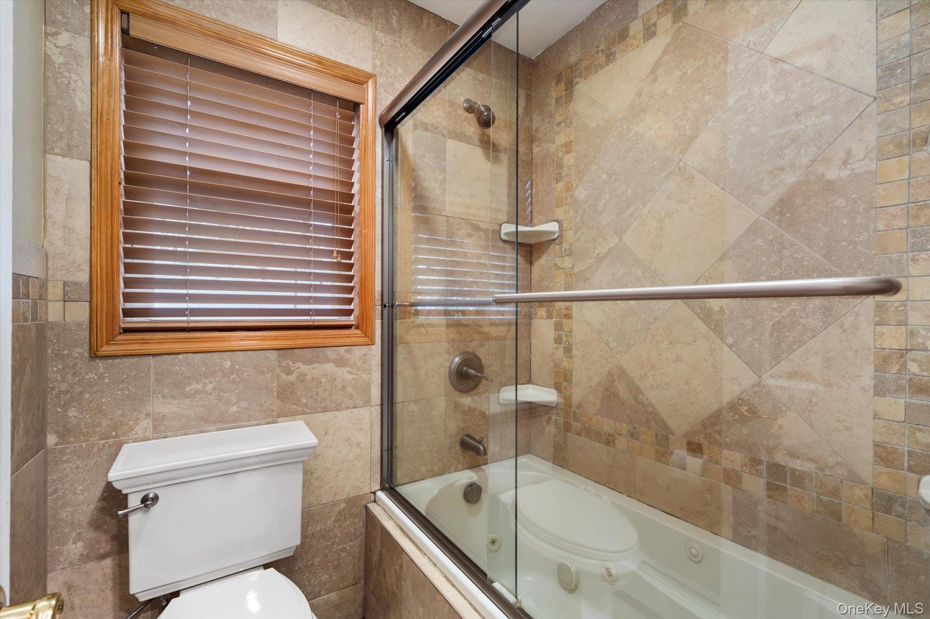 38 Arista Drive, Dix Hills, NY 11746