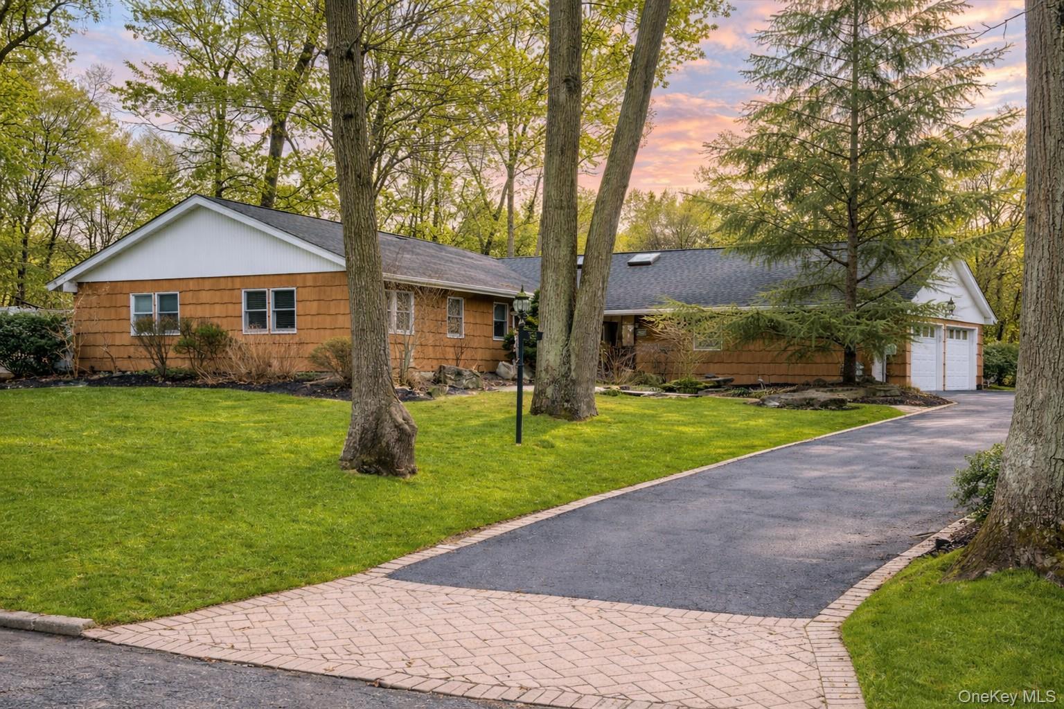 38 Arista Drive, Dix Hills, NY 11746