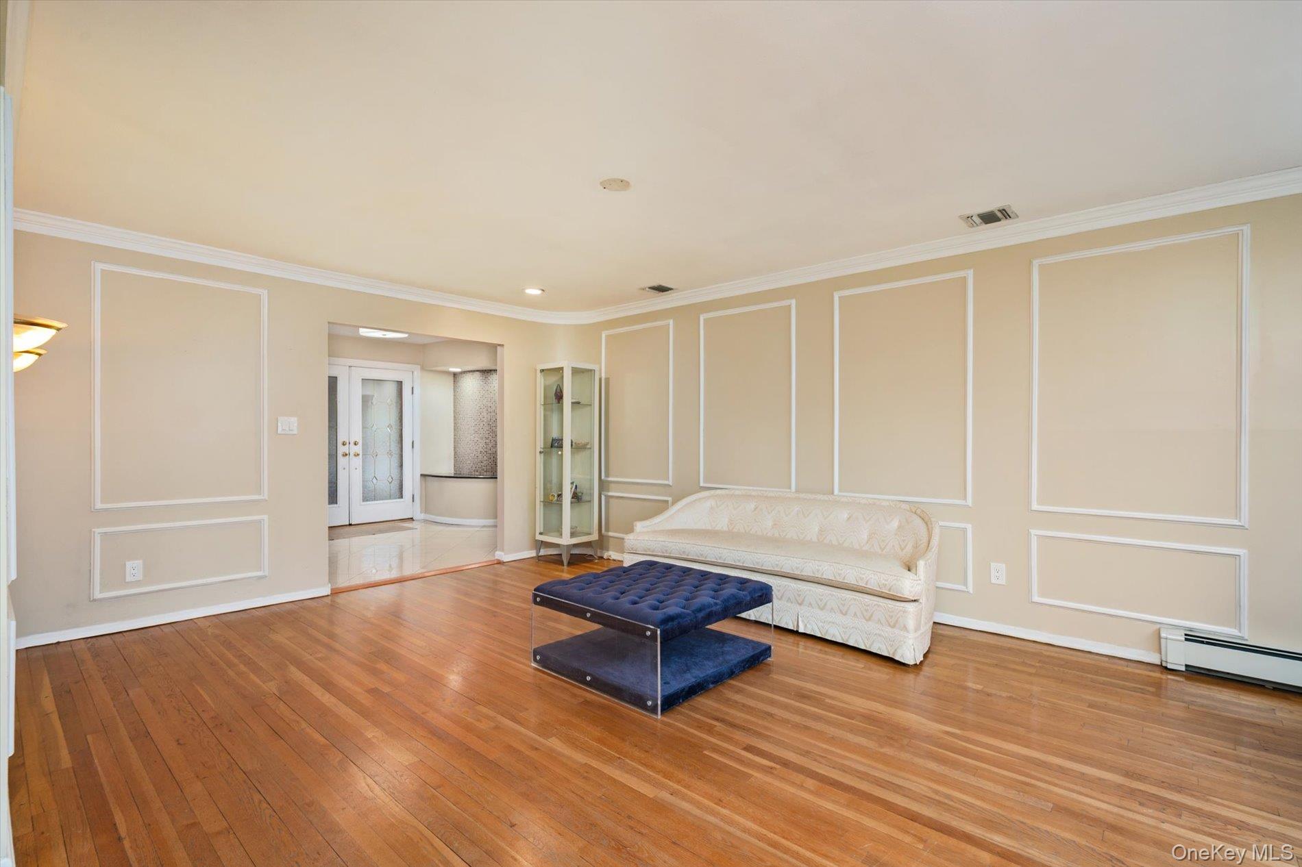 38 Arista Drive, Dix Hills, NY 11746