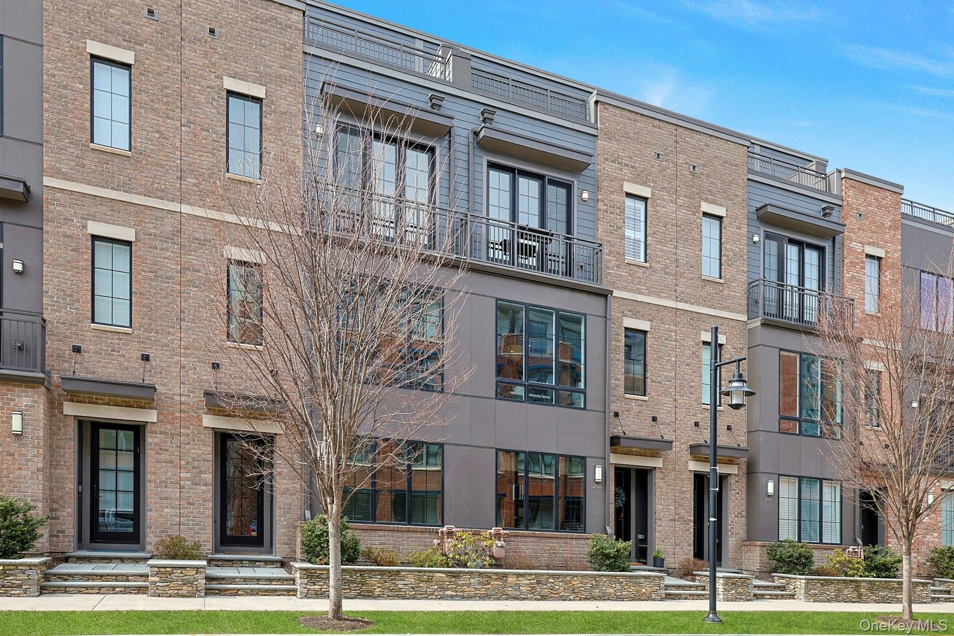 206 Legend Drive, Sleepy Hollow, NY 10591