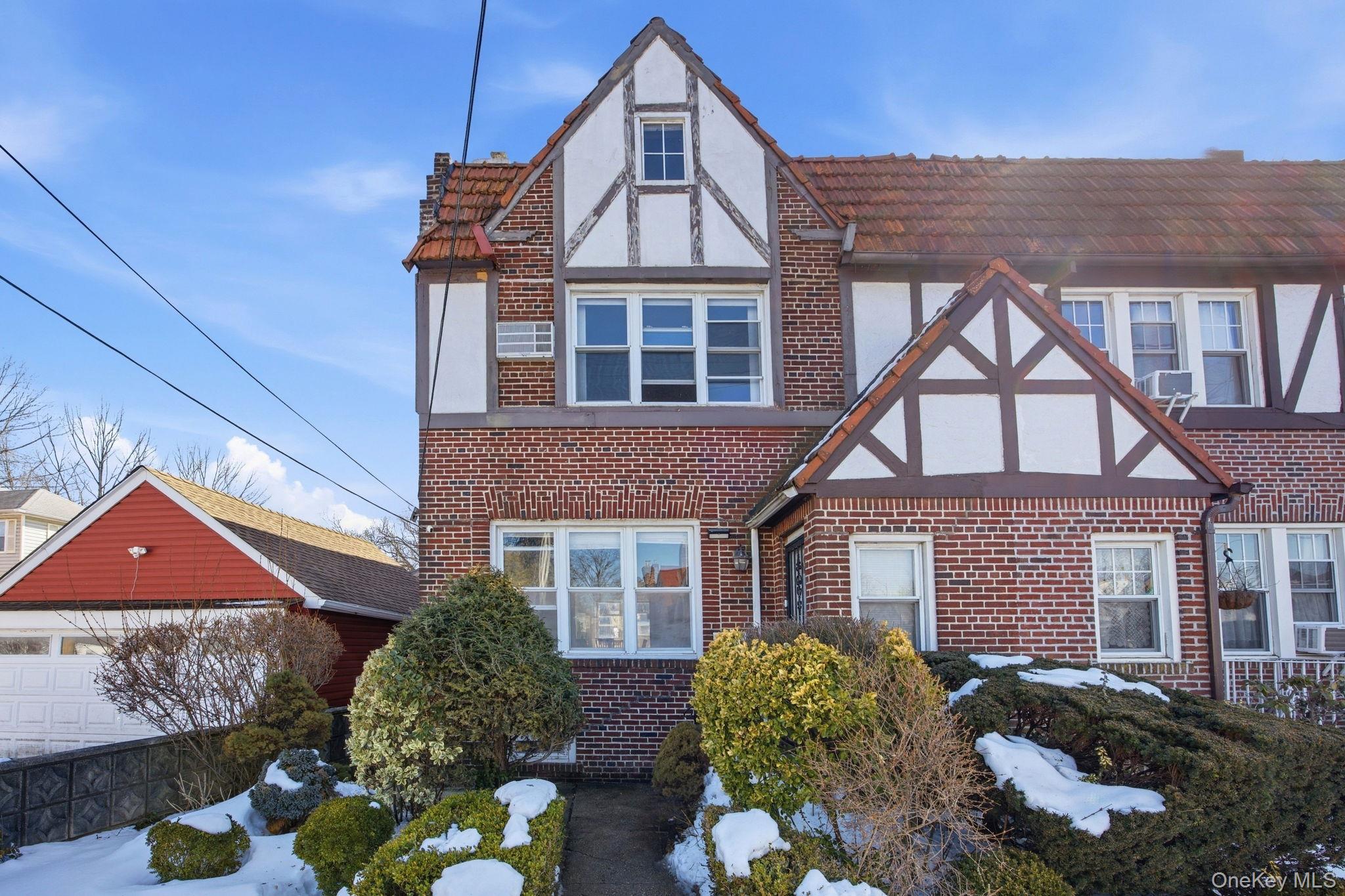 14740 33rd Avenue, Flushing, NY 11354