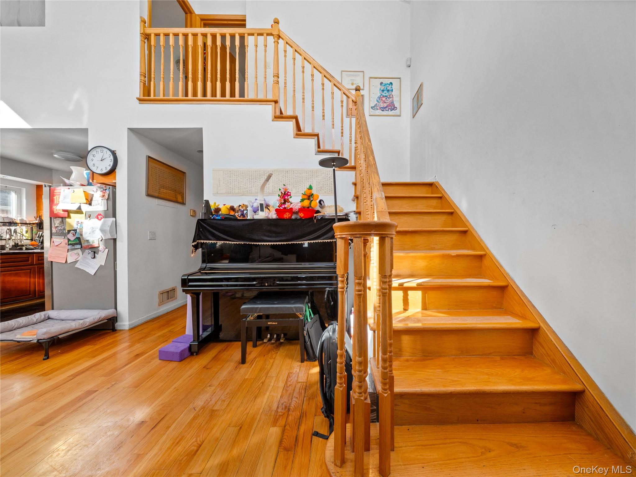 24571 61st Avenue, Little Neck, NY 11362