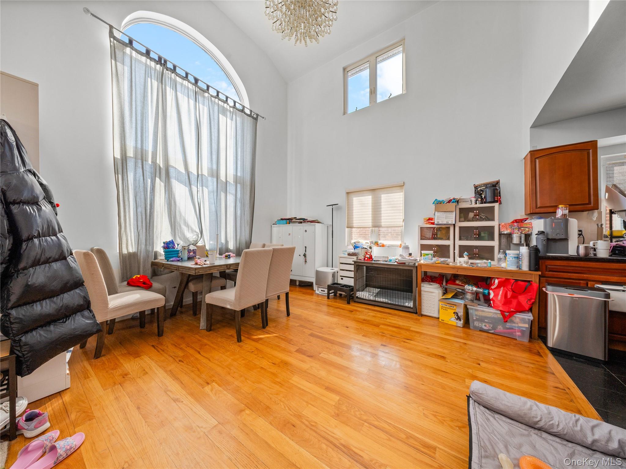 24571 61st Avenue, Little Neck, NY 11362