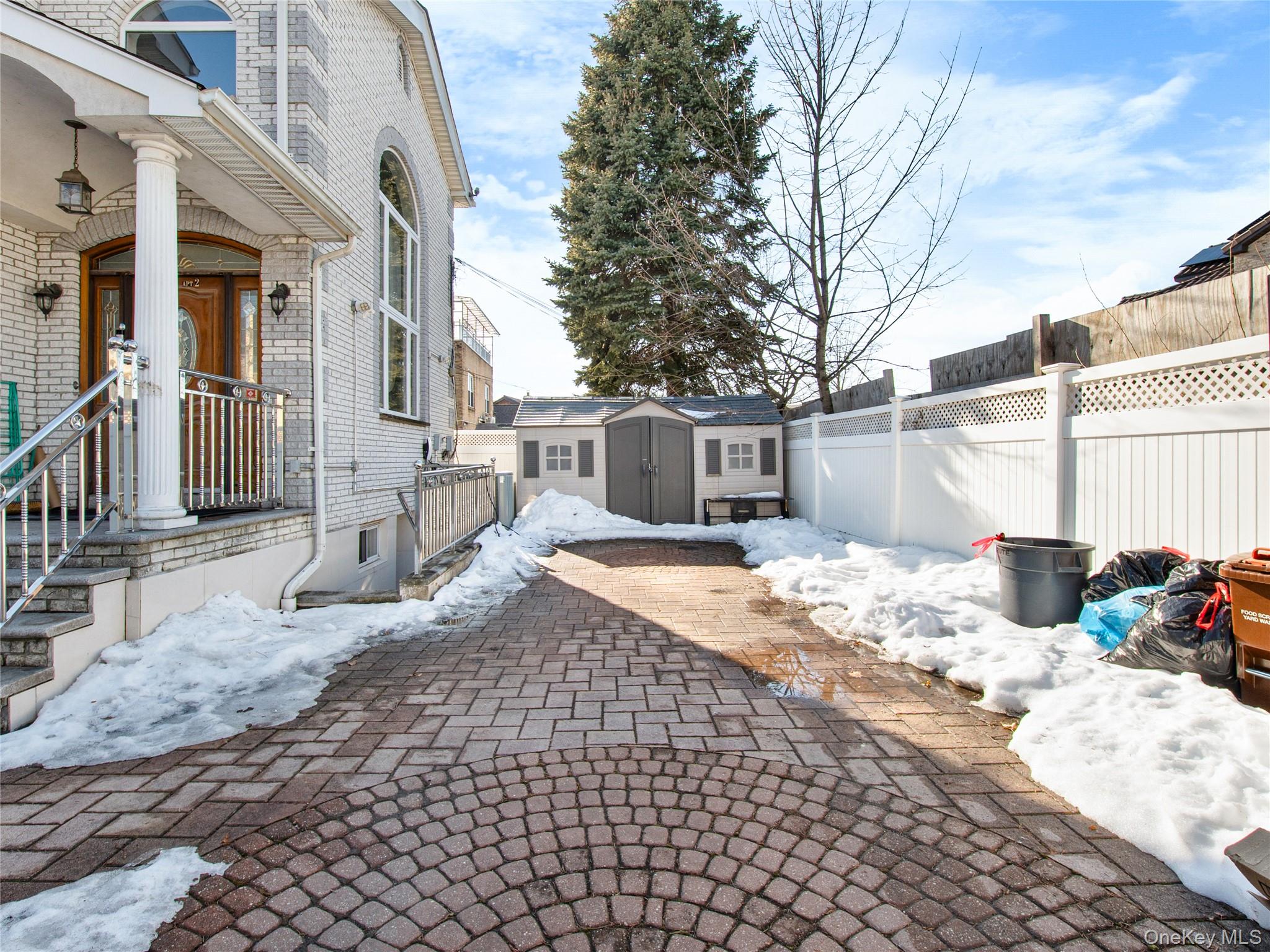 24571 61st Avenue, Little Neck, NY 11362