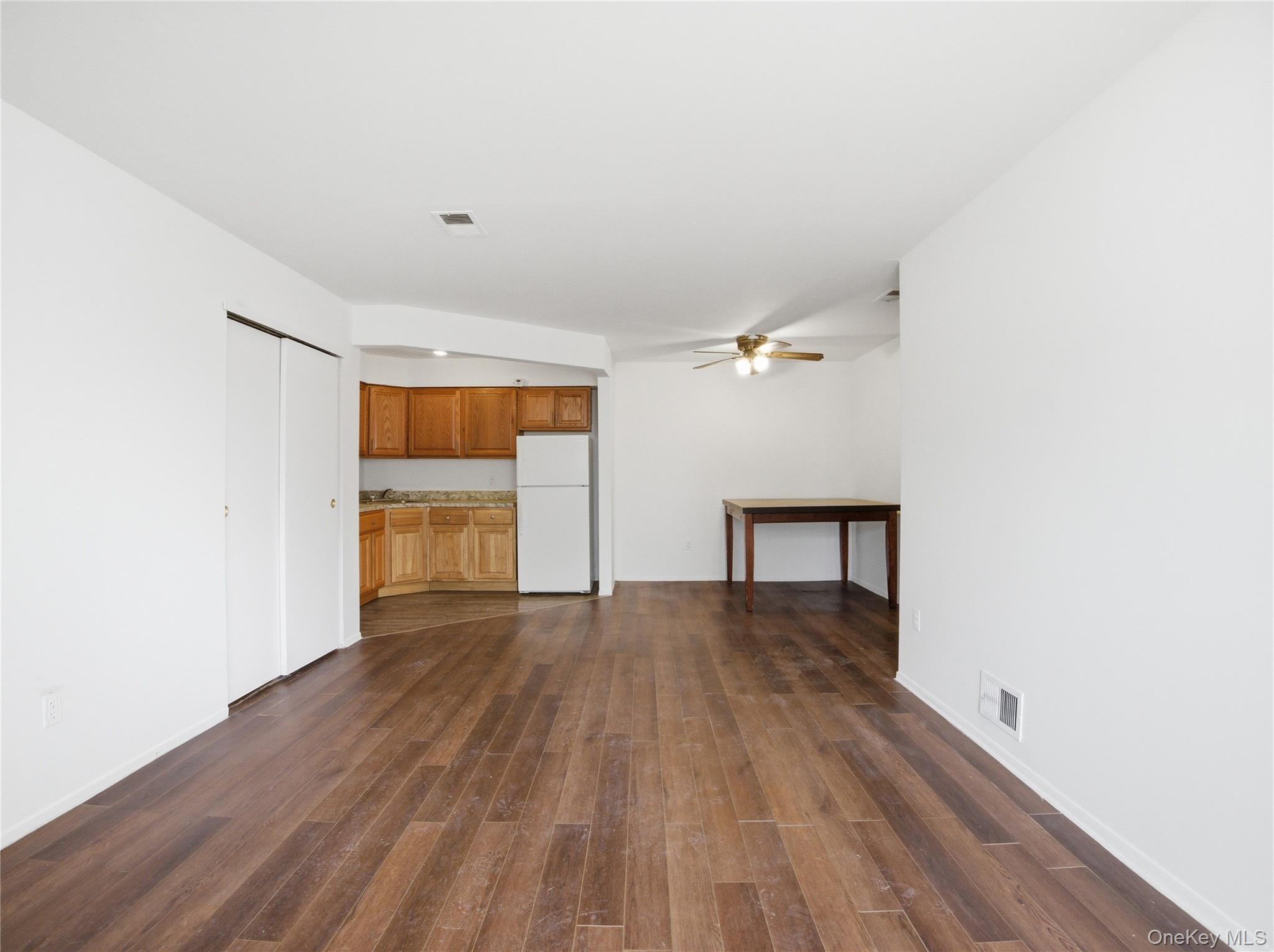 15 Davidson Court, Staten Island, NY 10303