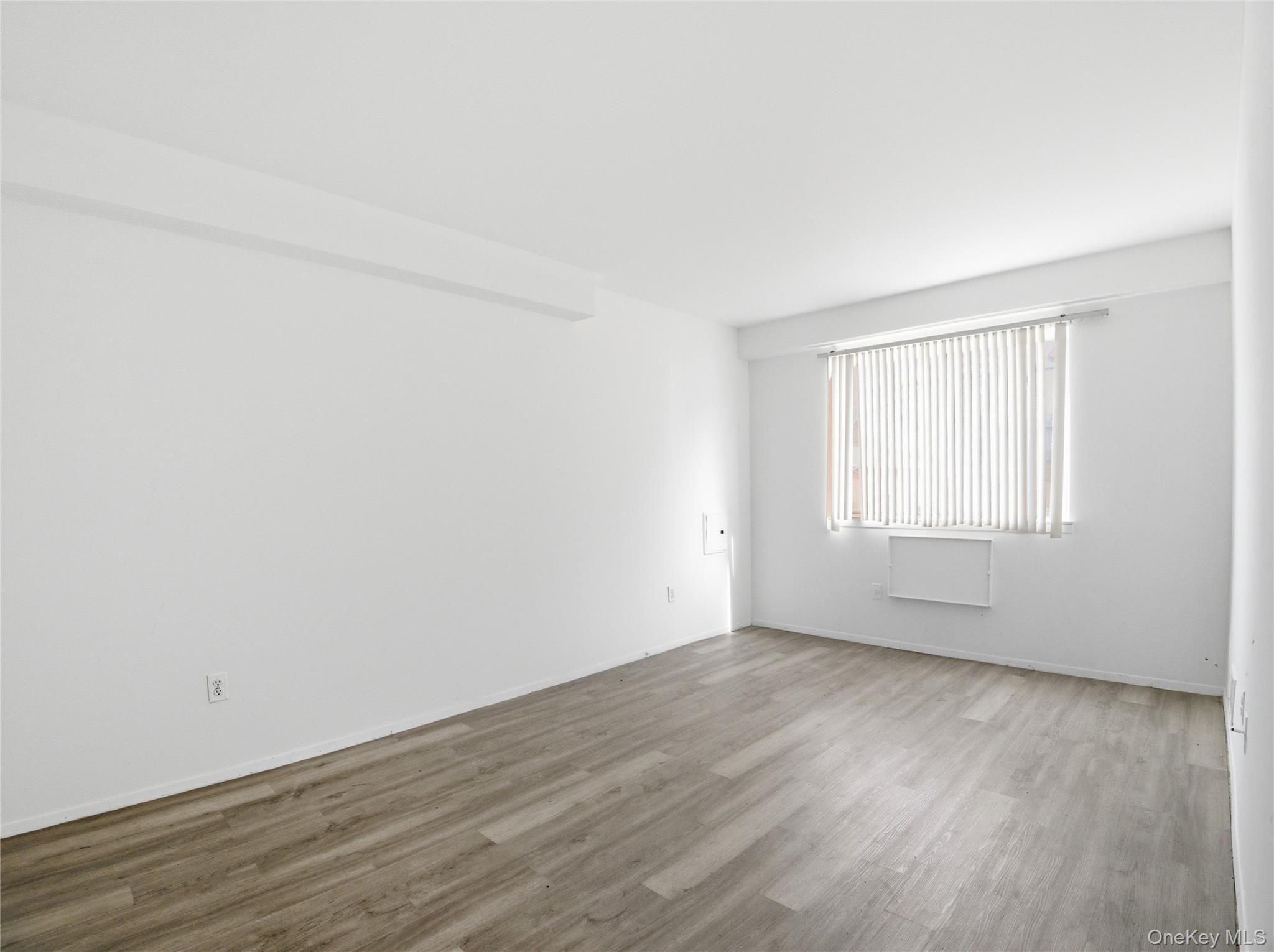 15 Davidson Court, Staten Island, NY 10303