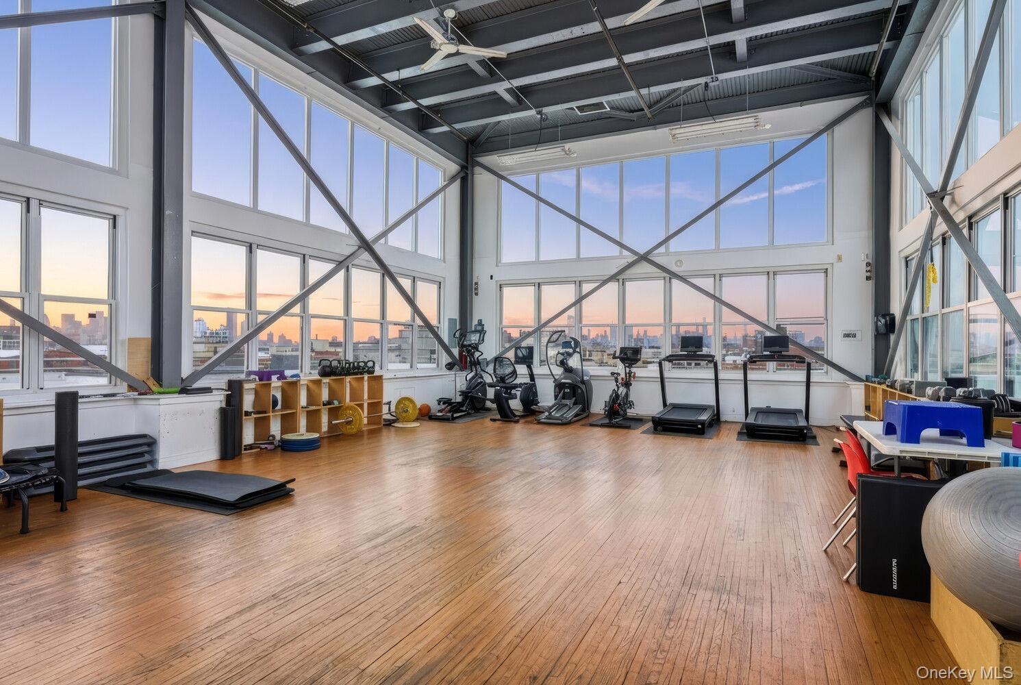 689 MYRTLE Avenue # 4F, Brooklyn, NY 11205