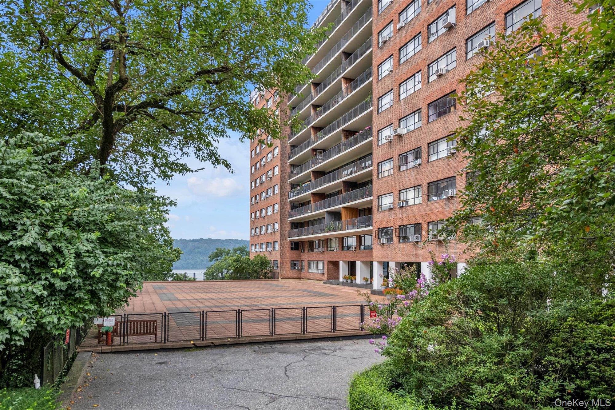 2727 Palisade Avenue # 5A, Bronx, NY 10463