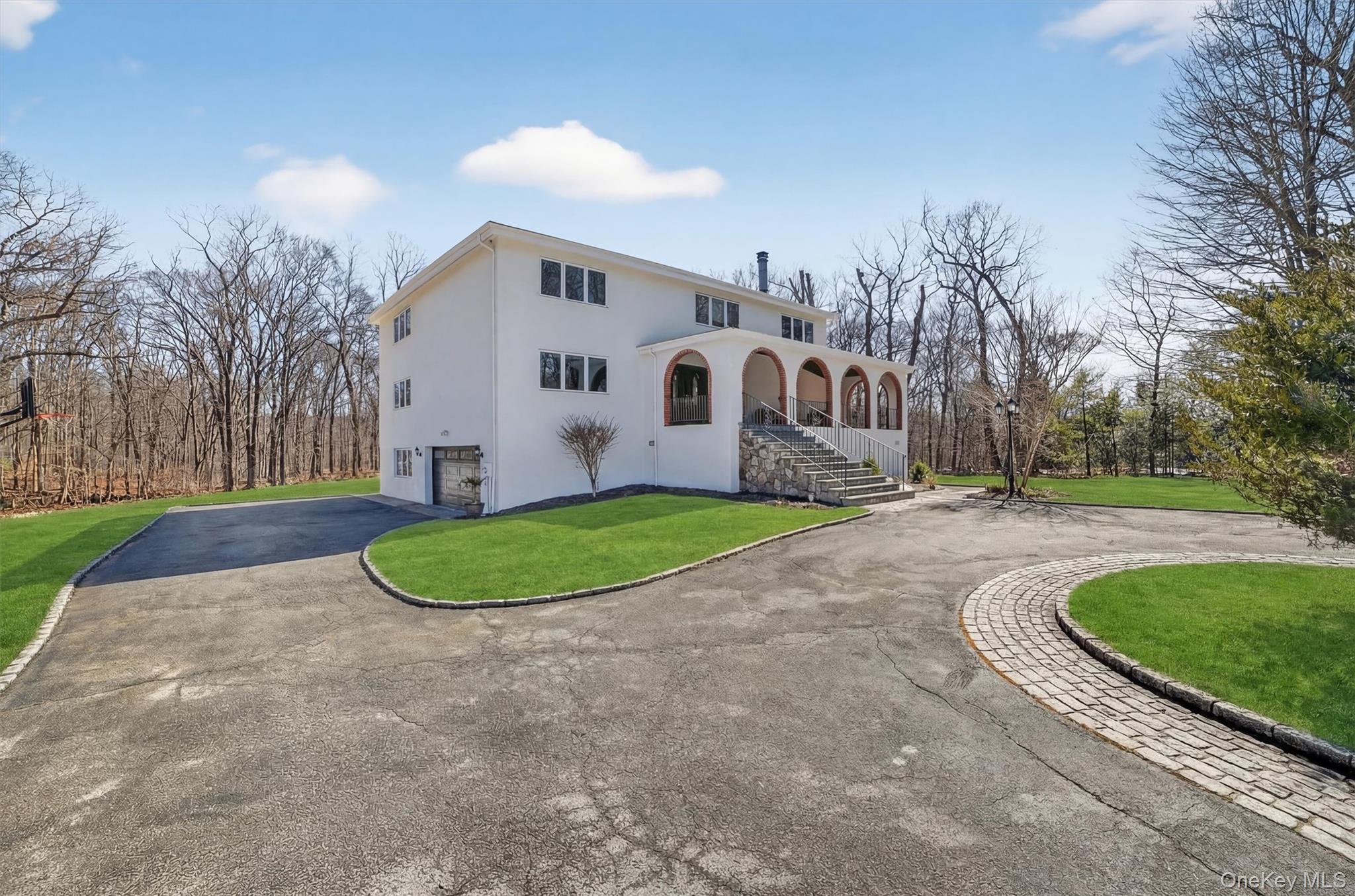 7 Fairgreen Court, Cortlandt Manor, NY 10567